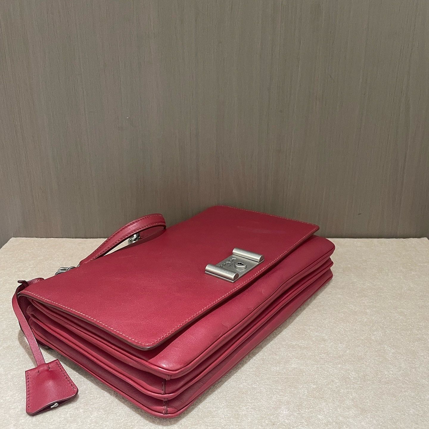 Prada Prada Red Leather Chain Shoulder Bag Size ONE SIZE - 4 Thumbnail