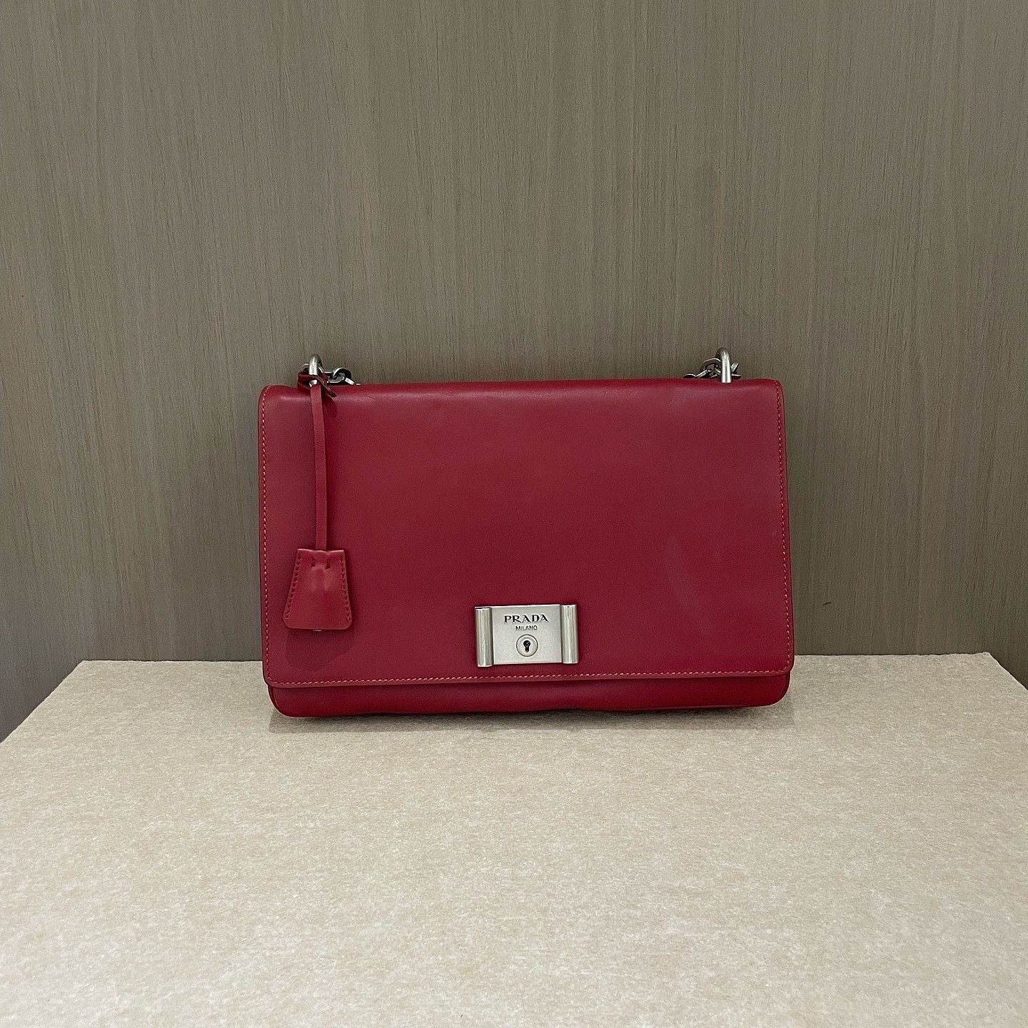 Prada Prada Red Leather Chain Shoulder Bag Size ONE SIZE - 6 Thumbnail