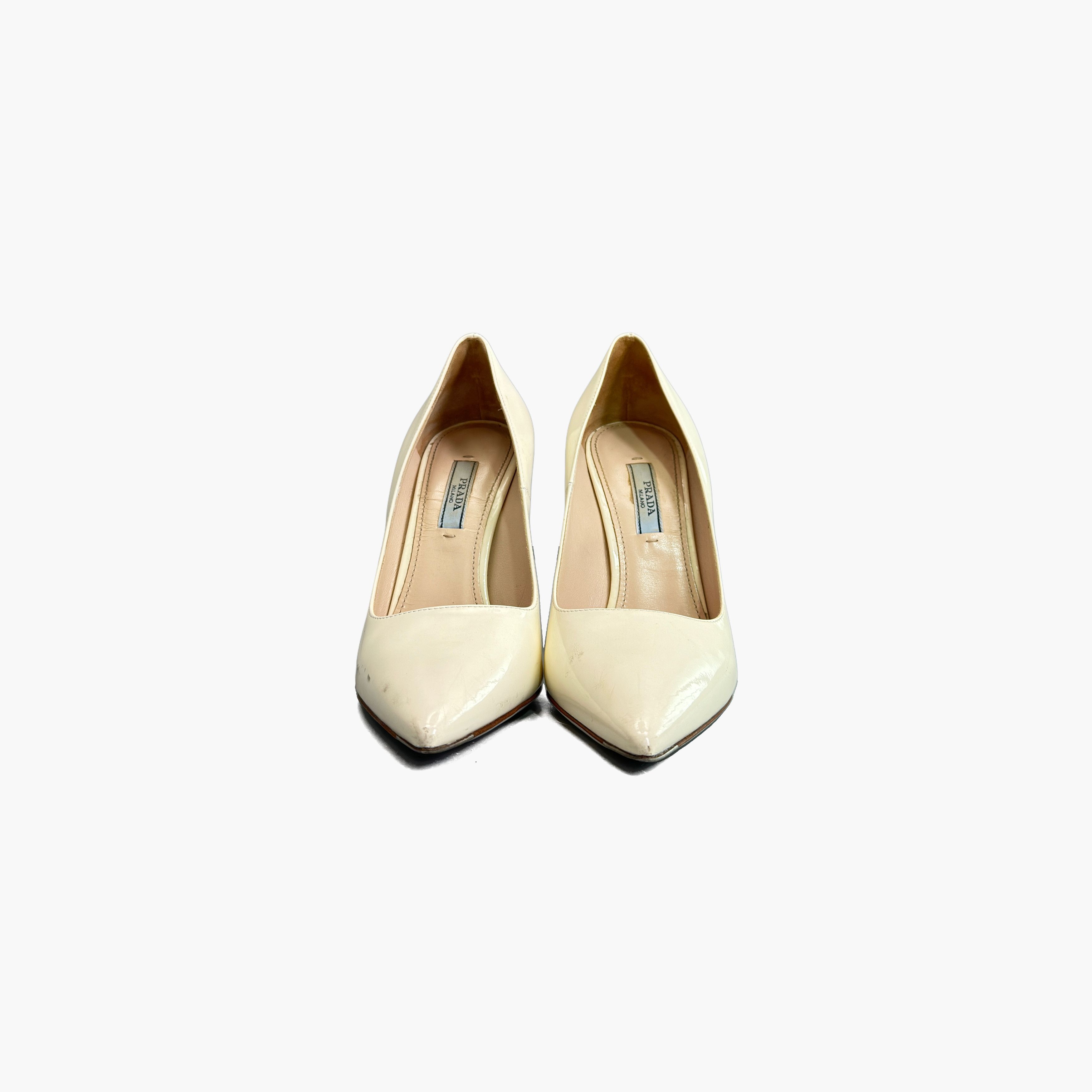 Prada Prada Patent Leather Pointy Toe Pumps Size 35 Size US 5 / IT 35 - 5 Thumbnail