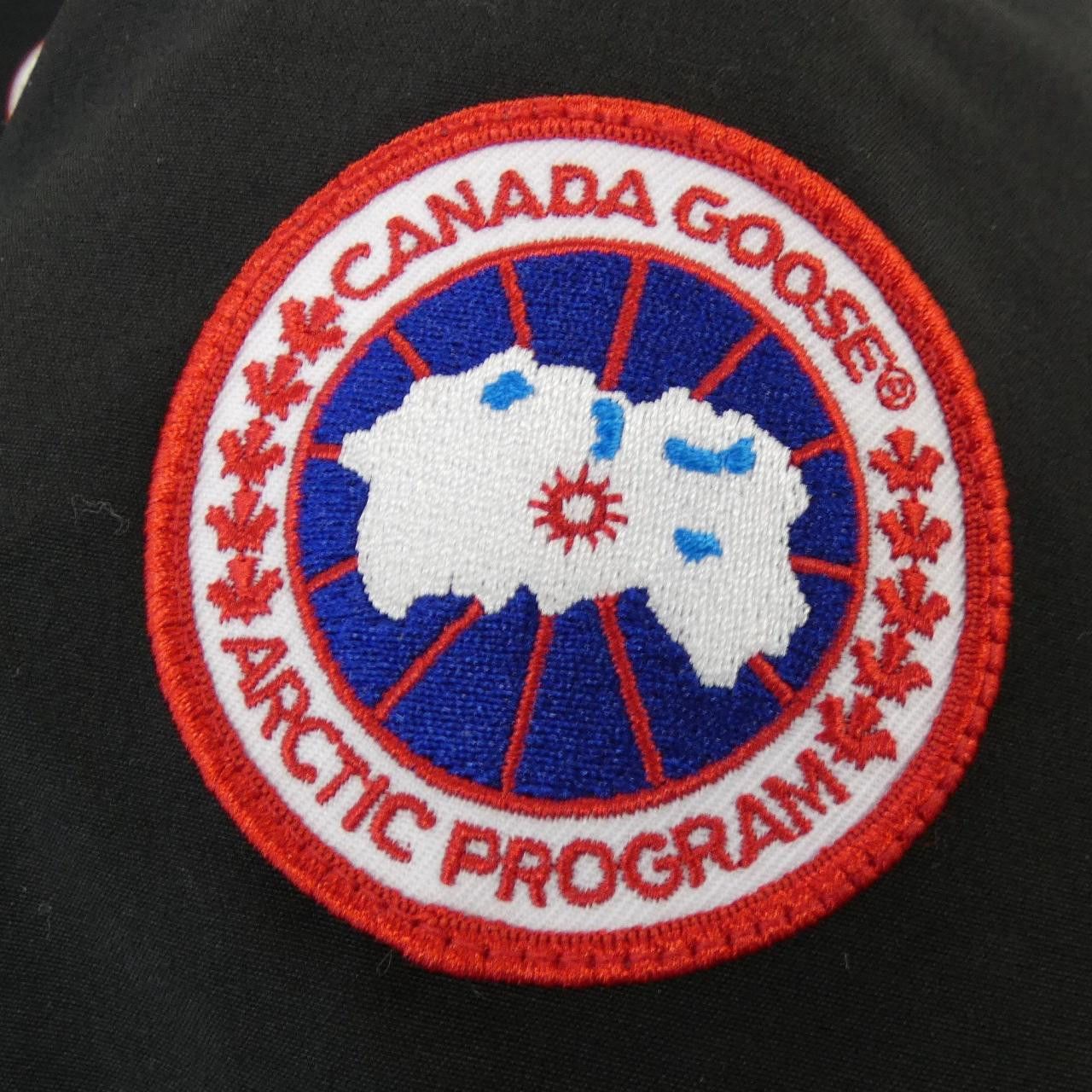 Canada Goose Canada Goose Canada Goose Chateau Down Jacket Textile Outerwear 3426MA DUTY FREE for USA Size ONE SIZE - 7 Thumbnail