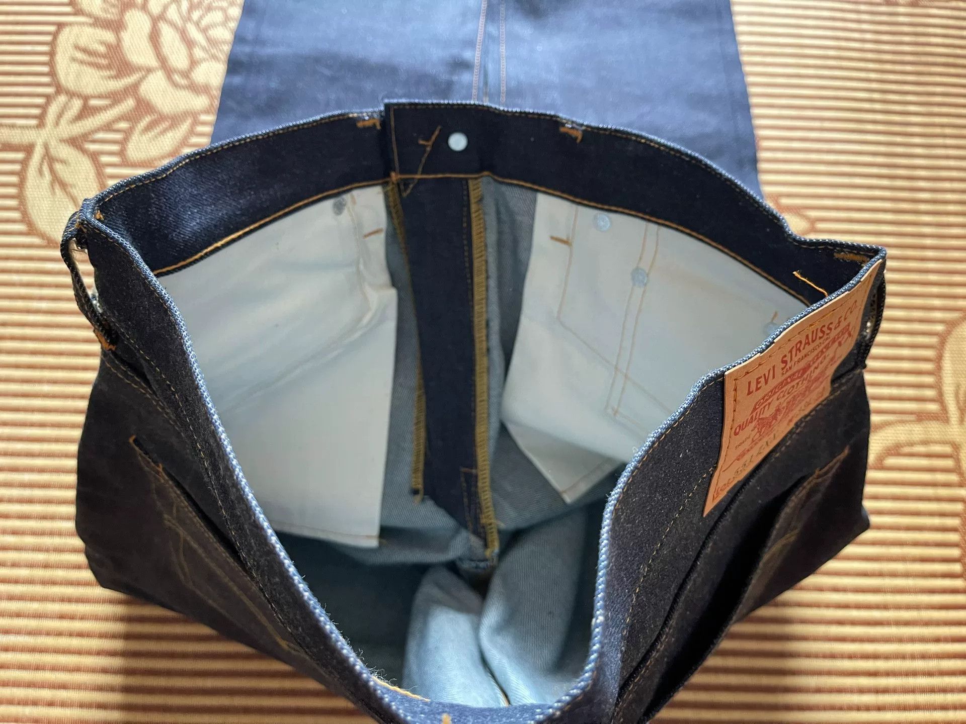 Levi's Vintage Clothing Levi's LVC 555 1963 Big E Zipper Jeans Size US 35 - 6 Thumbnail