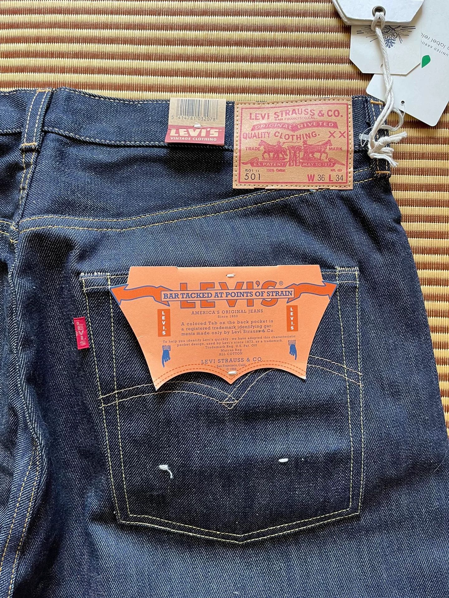 LVC Levi's LVC 501XX 1966 66501-0008 USA Size US 38 / EU 54 - 4 Thumbnail