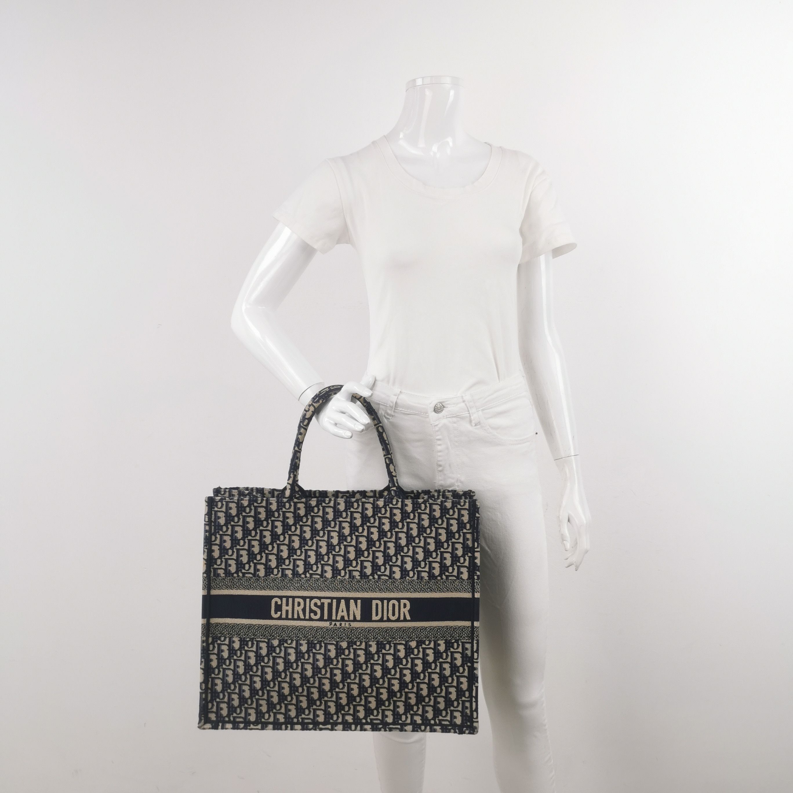Dior Dior Women os Tote Bags Size ONE SIZE - 2 Thumbnail
