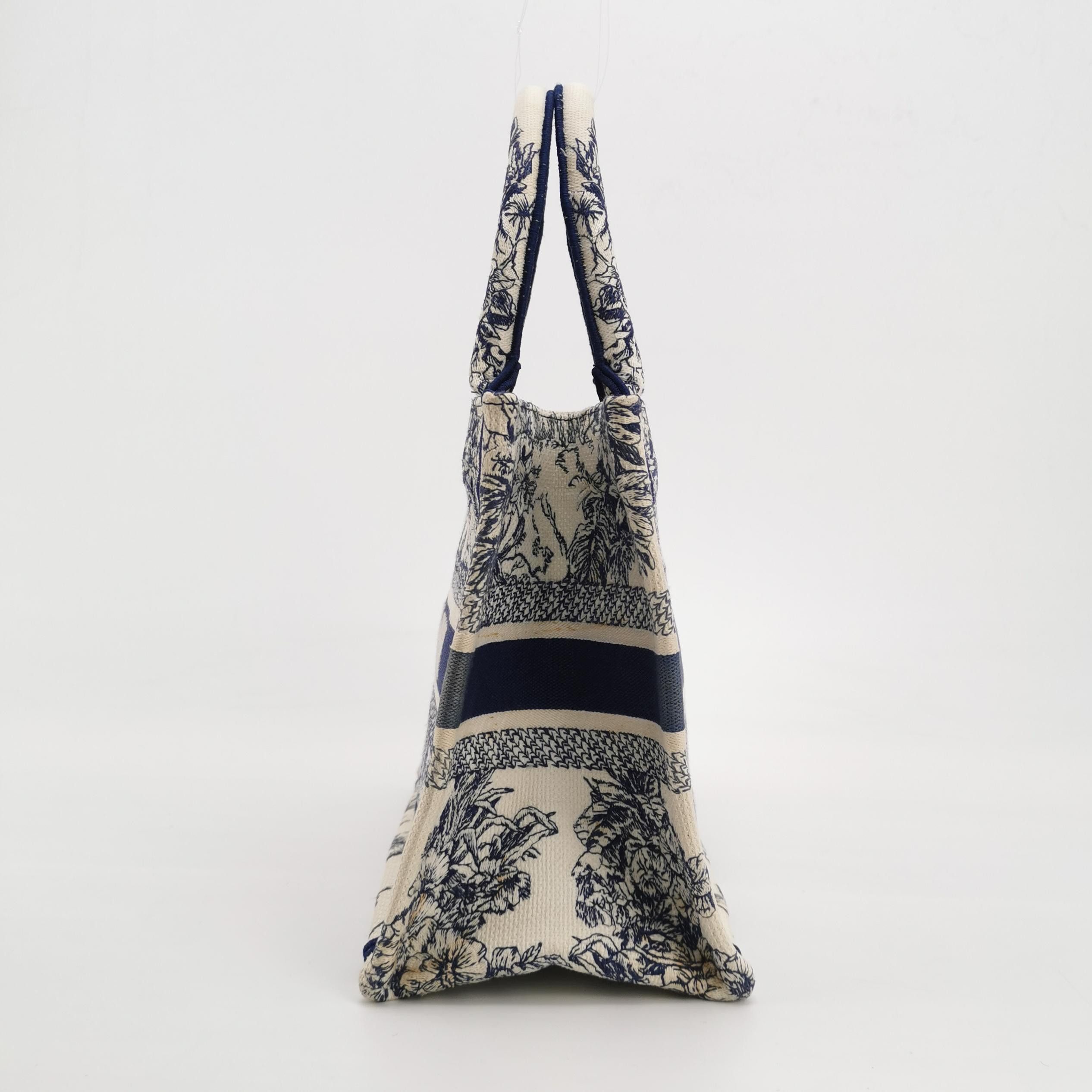 Dior Dior Women os Tote Bags Size ONE SIZE - 3 Thumbnail