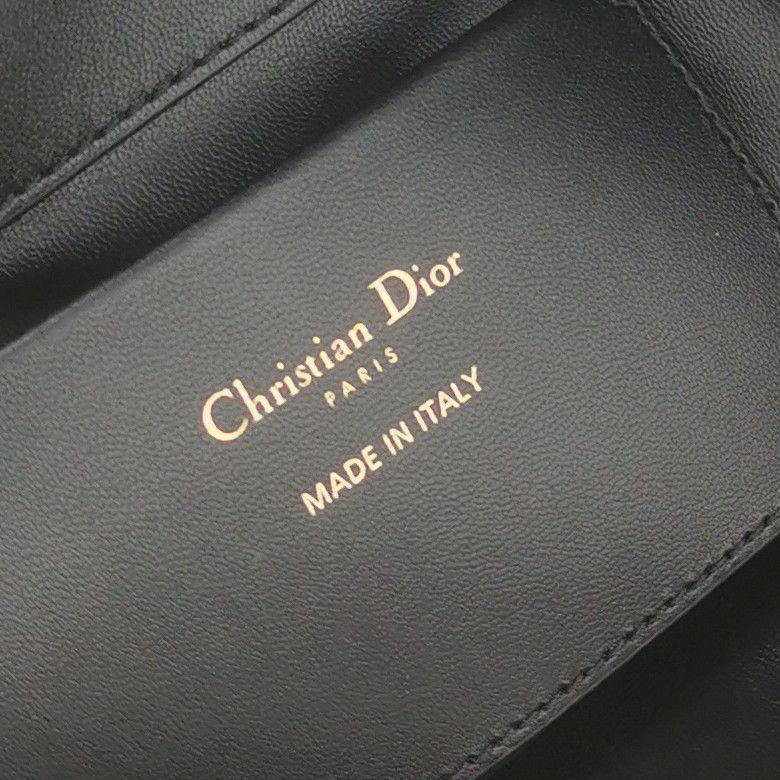 Dior Dior Women os Shoulder Bags Size ONE SIZE - 8 Thumbnail