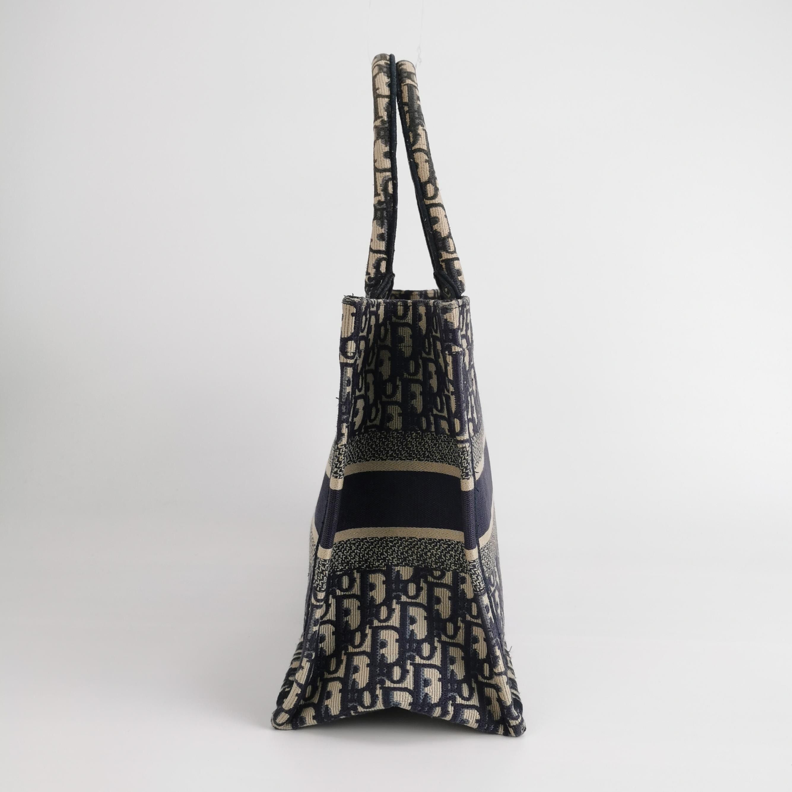 Dior Dior Women os Tote Bags Size ONE SIZE - 3 Thumbnail