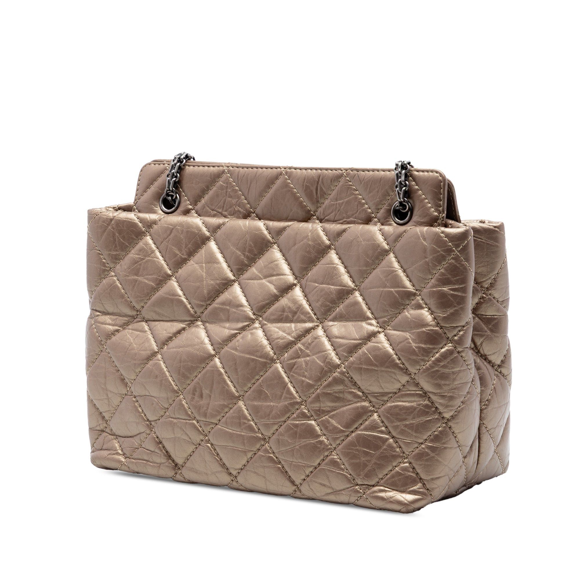 Chanel Quilted Aged Calfskin Reissue 2.55 Tote Size ONE SIZE - 2 Thumbnail