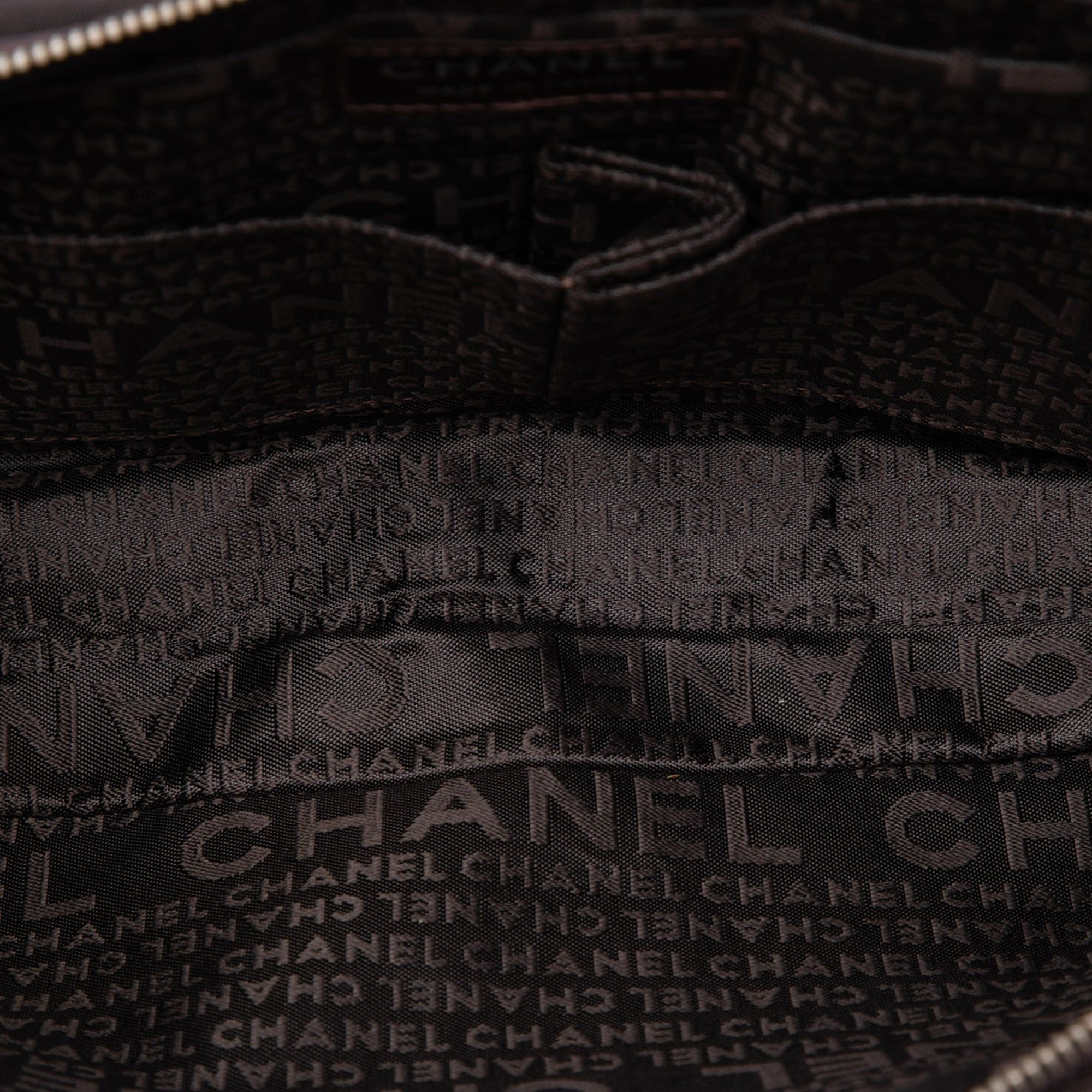 Chanel Medium Nylon Chocolate Bar Camera Flap Size ONE SIZE - 4 Thumbnail