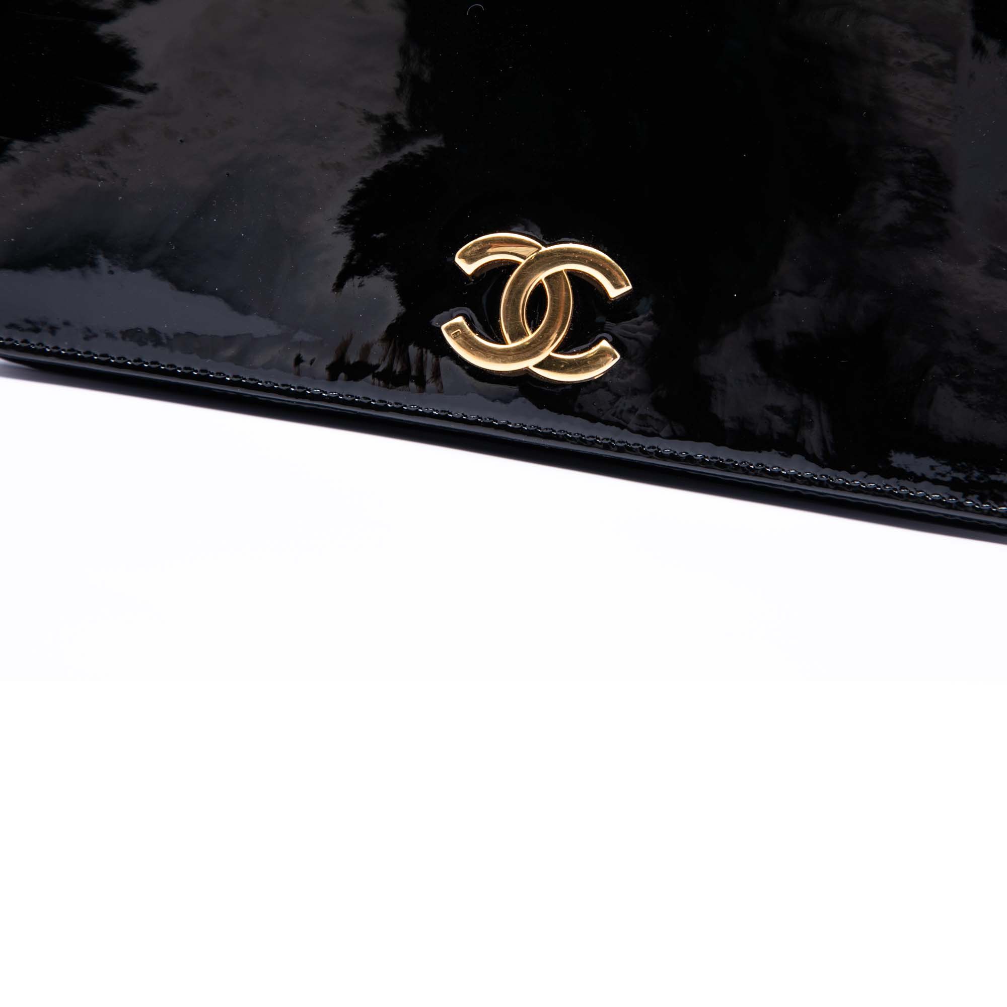 Chanel CC Patent Wallet On Chain Size ONE SIZE - 5 Thumbnail