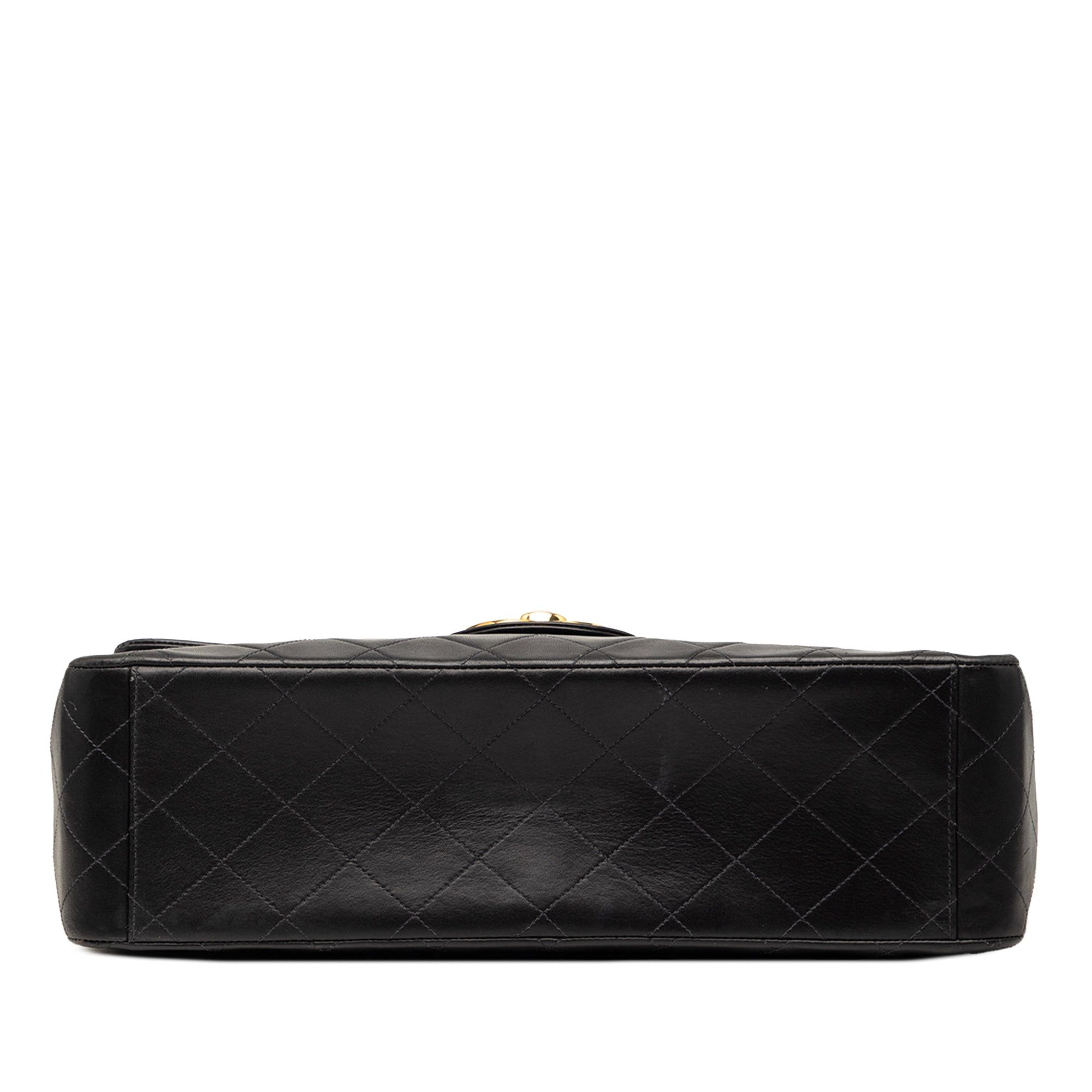 Chanel Maxi XL Classic Lambskin Single Flap Size ONE SIZE - 3 Thumbnail