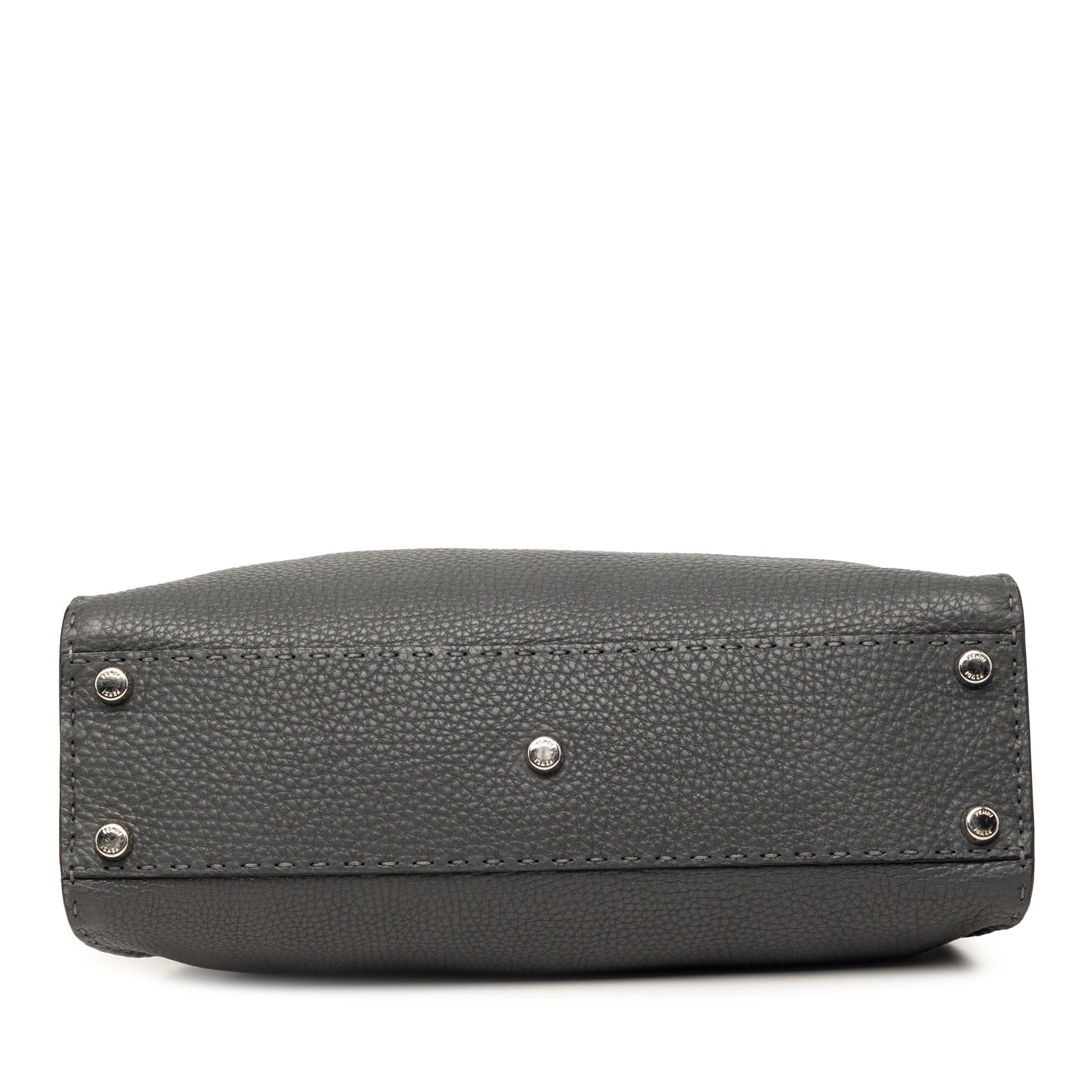 Fendi Medium Calfskin Peekaboo Iconic Satchel Size ONE SIZE - 3 Thumbnail