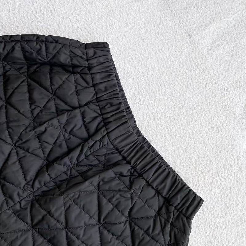 Prada Prada Quilted Shorts Size 40 Size 27" / US 4 / IT 40 - 6 Thumbnail