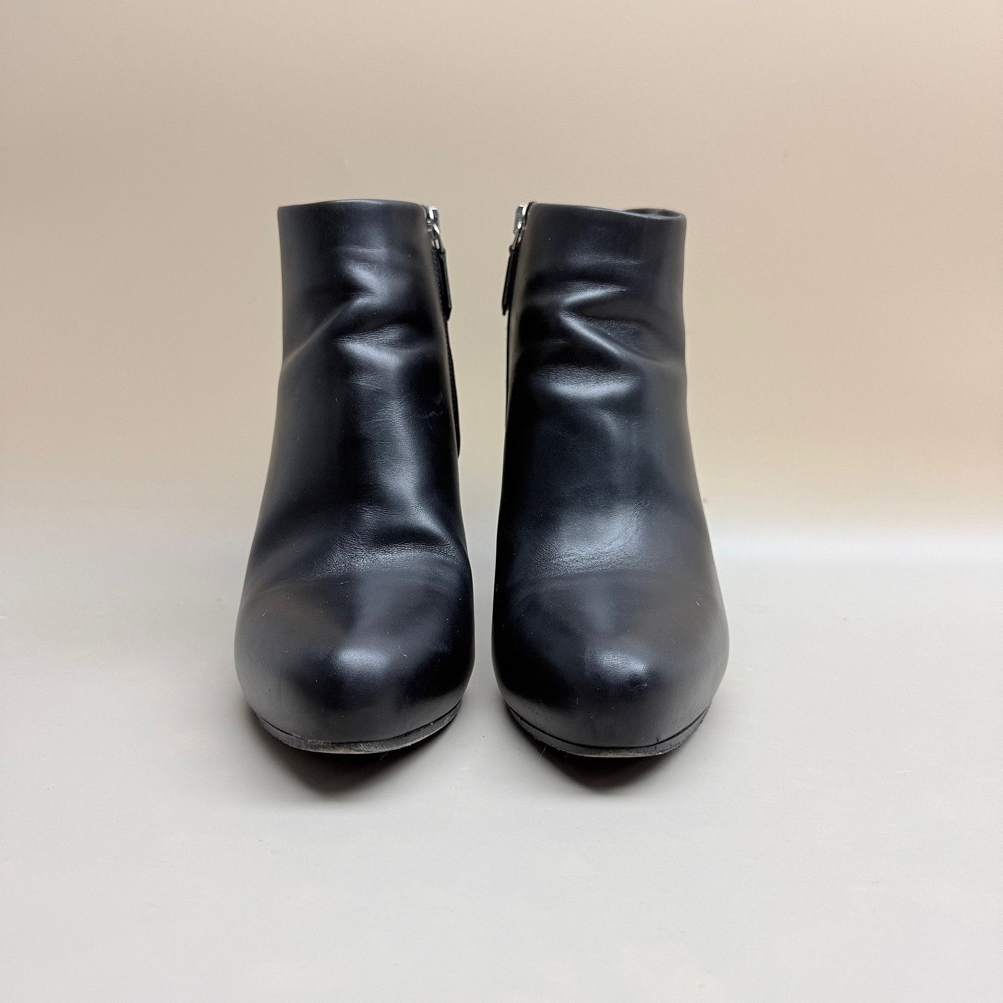 Prada Prada Logo Leather Ankle Boots Size 37.5 Size US 7.5 / IT 37.5 - 2 Thumbnail