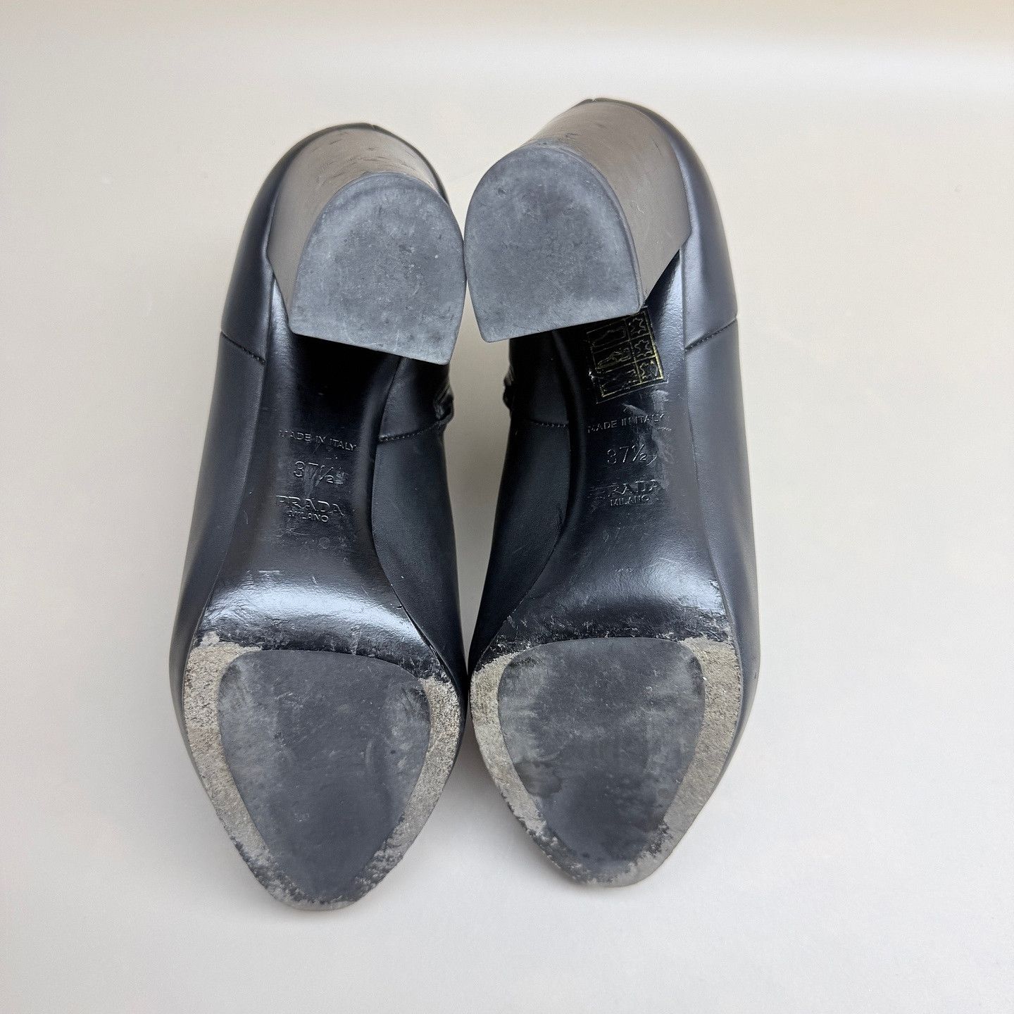 Prada Prada Logo Leather Ankle Boots Size 37.5 Size US 7.5 / IT 37.5 - 4 Thumbnail