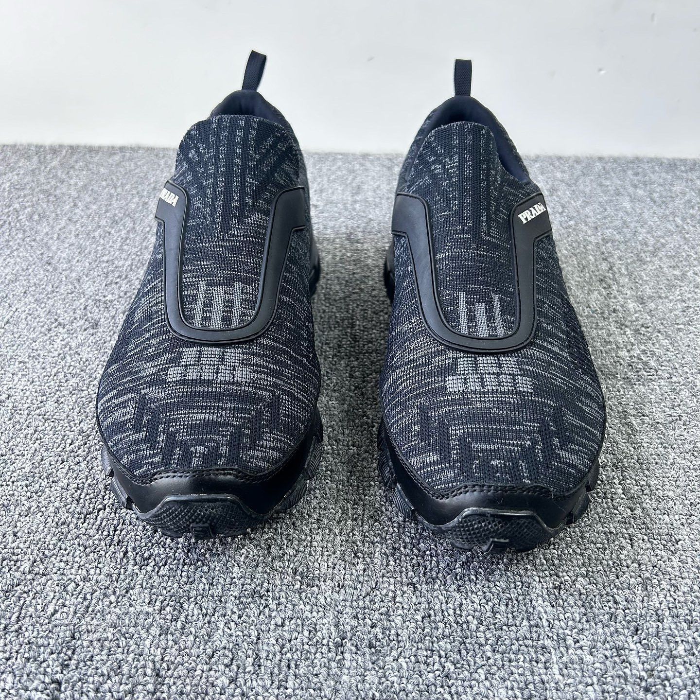 Prada Prada Logo Slip-On Sneakers US 7 Size US 7 / EU 40 - 2 Thumbnail