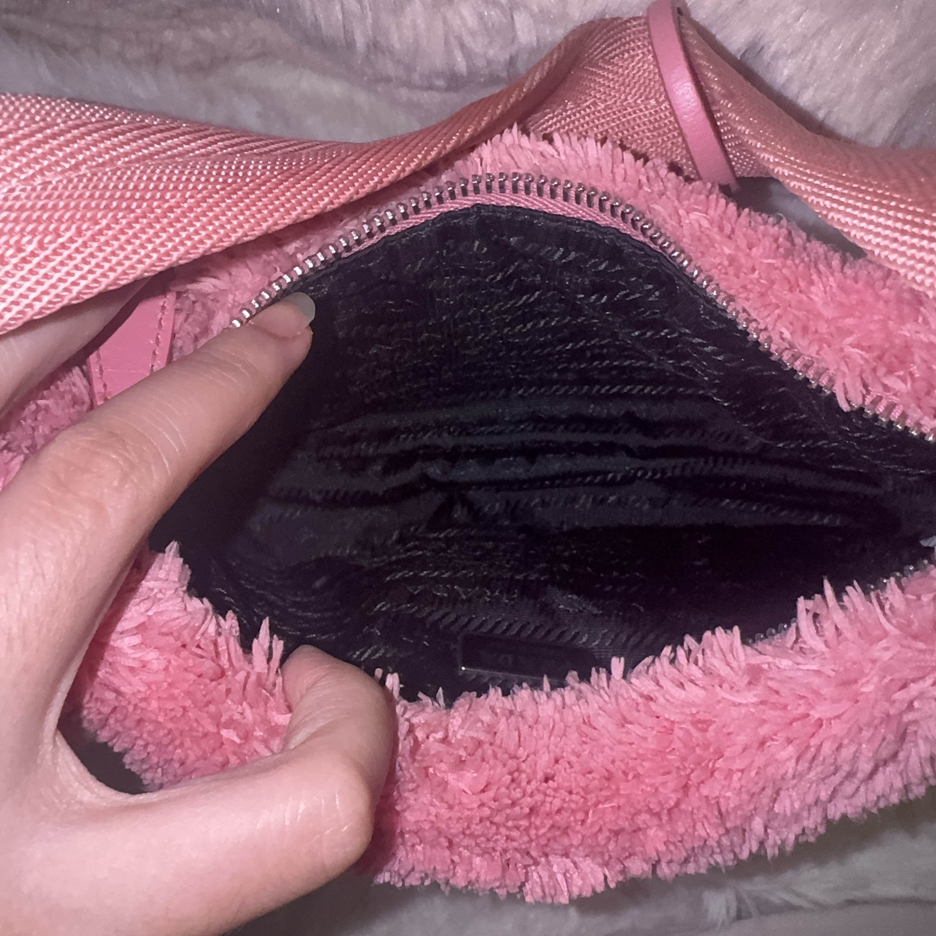 Prada Prada Re-Edition 2000 Terry Mini Bag Pink Size ONE SIZE - 5 Thumbnail