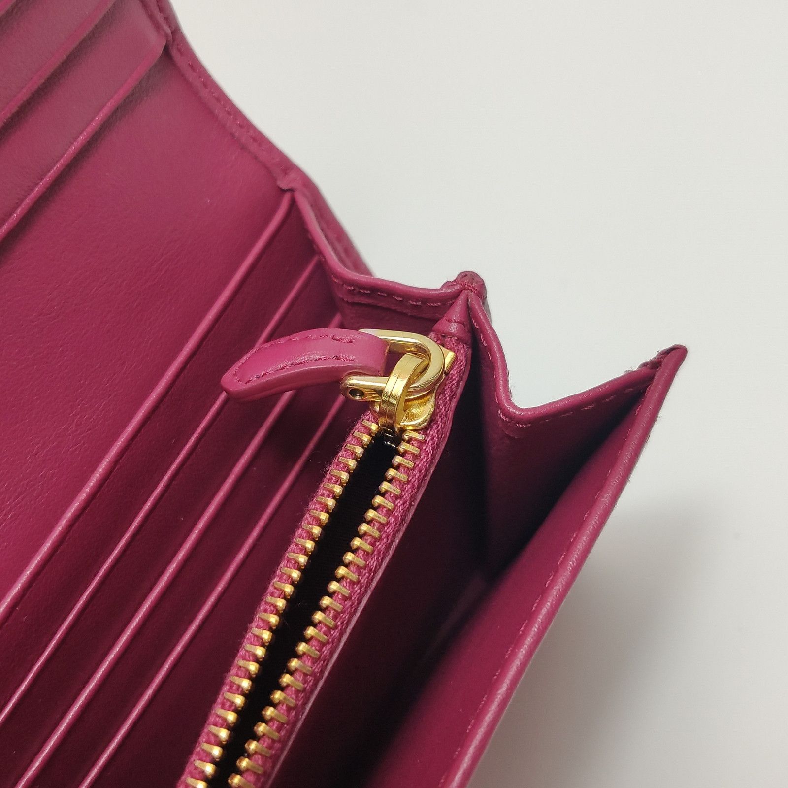Prada Prada Quilted Tessuto Long Wallet ONE SIZE Size ONE SIZE - 14 Thumbnail