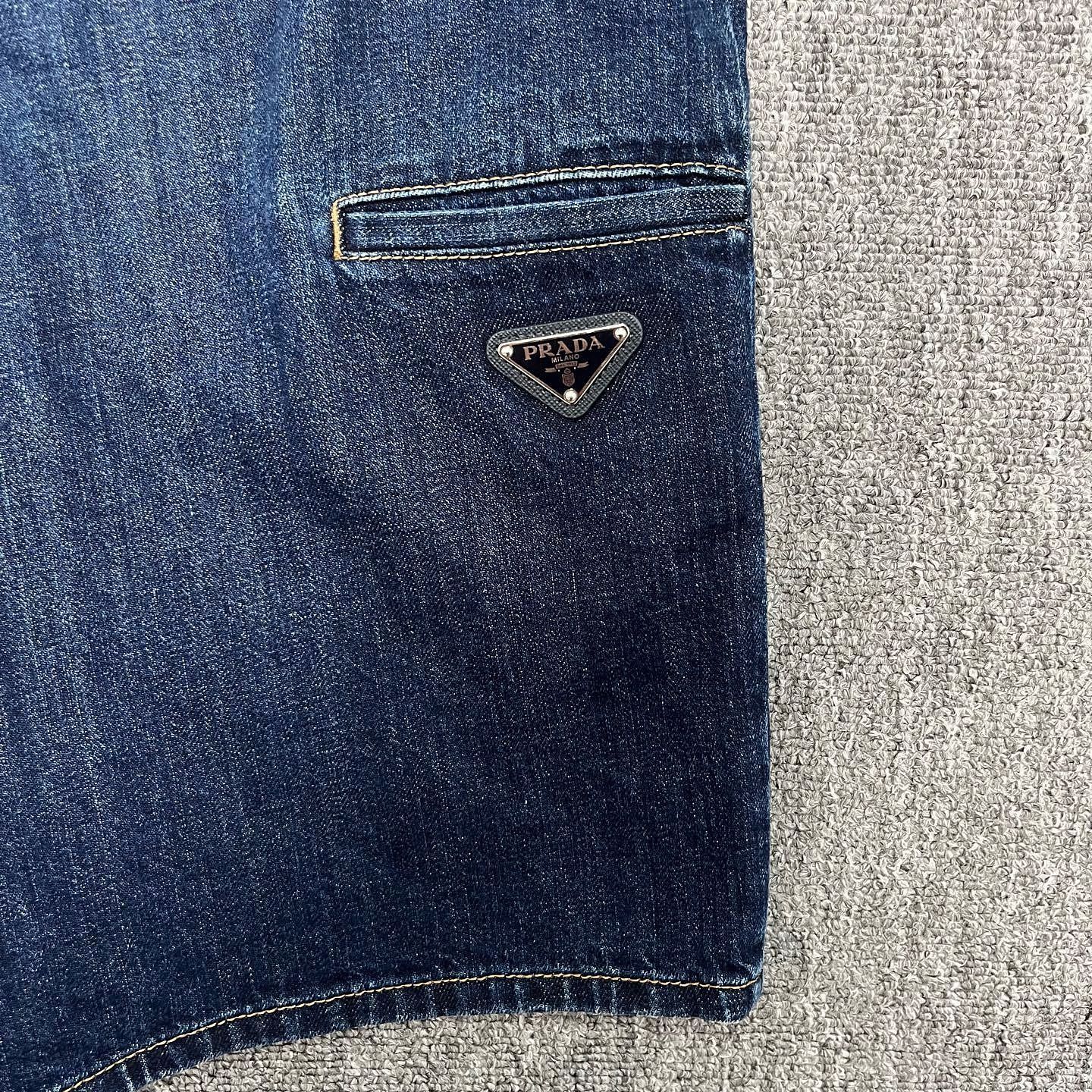 Prada Prada Metal Triangle Logo Denim Shorts Size 30 Size US 40 / EU 56 - 5 Thumbnail