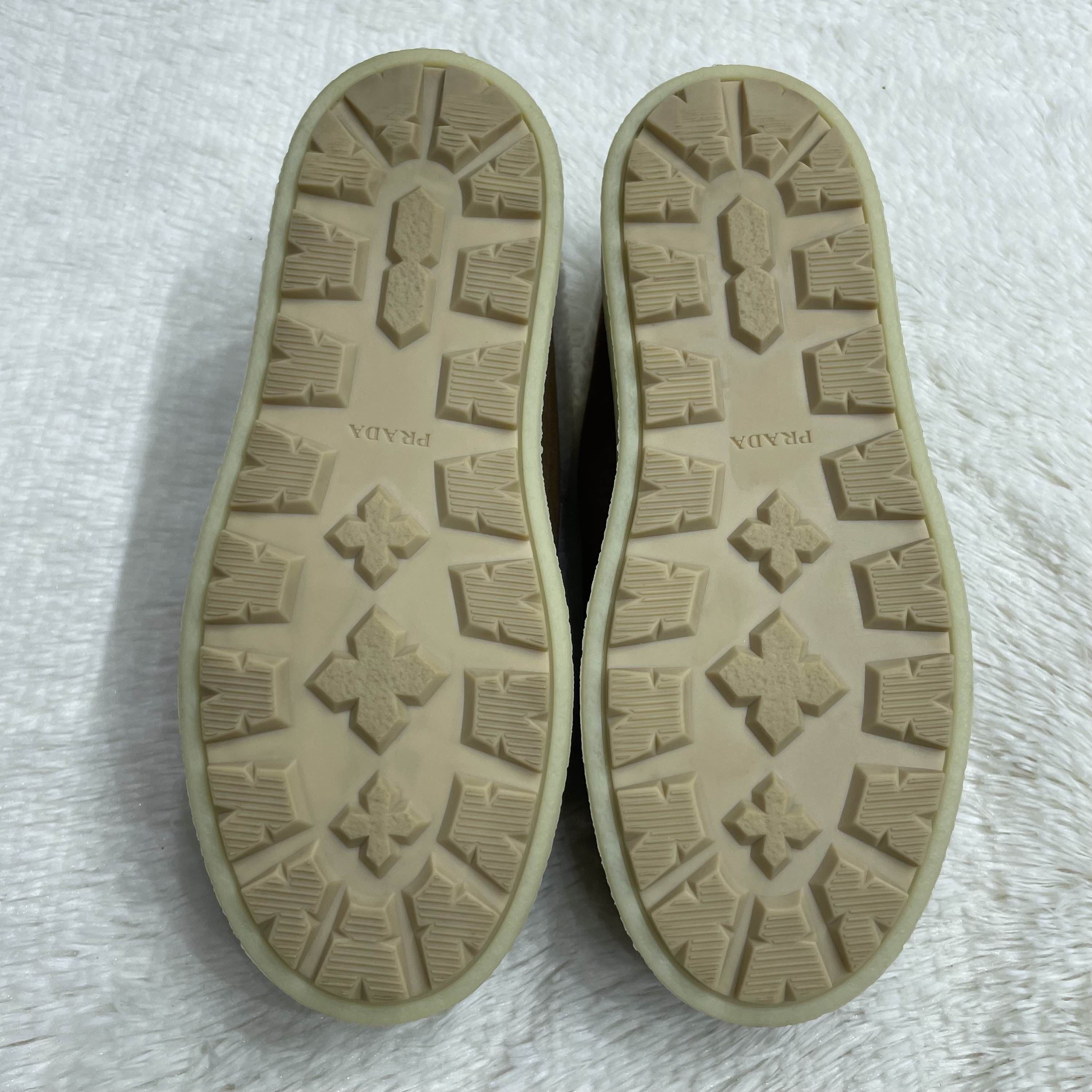 Prada Prada Suede Shearling Mules Size 38.5 Size US 8.5 / IT 38.5 - 4 Thumbnail