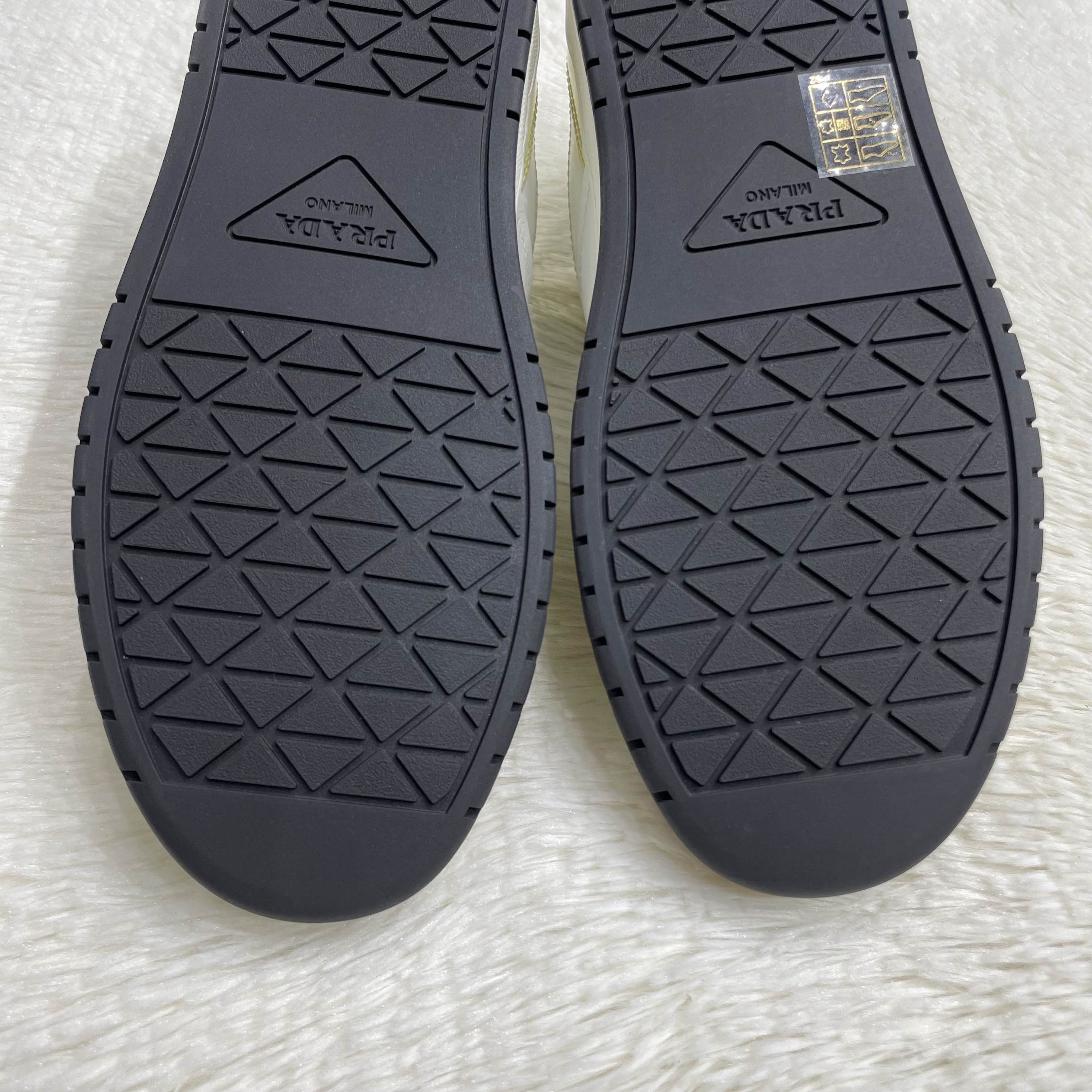 Prada Prada Downtown Leather Sneakers Yellow Size 36.5 Size US 6.5 / IT 36.5 - 10 Thumbnail