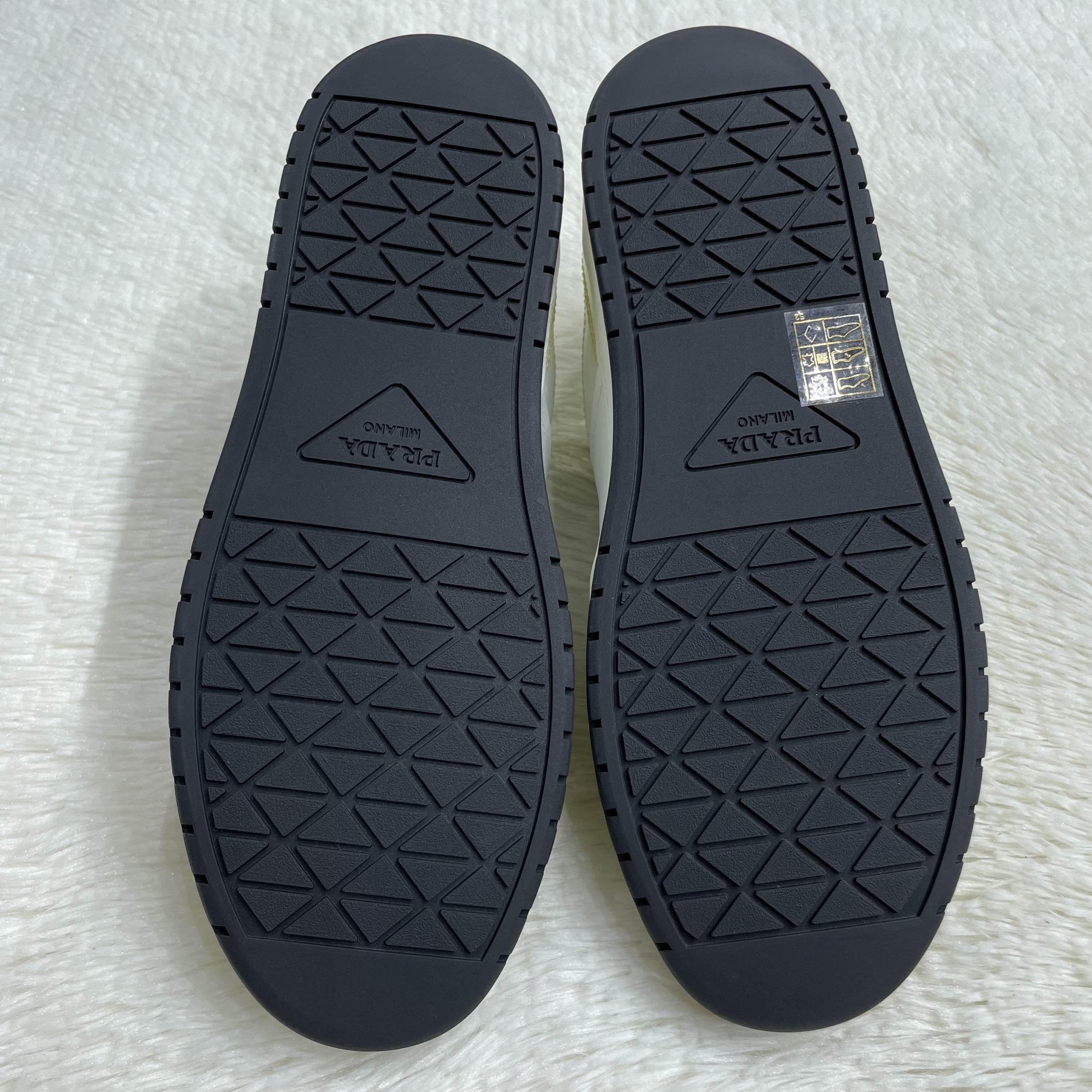 Prada Prada Downtown Leather Sneakers Yellow Size 36.5 Size US 6.5 / IT 36.5 - 4 Thumbnail