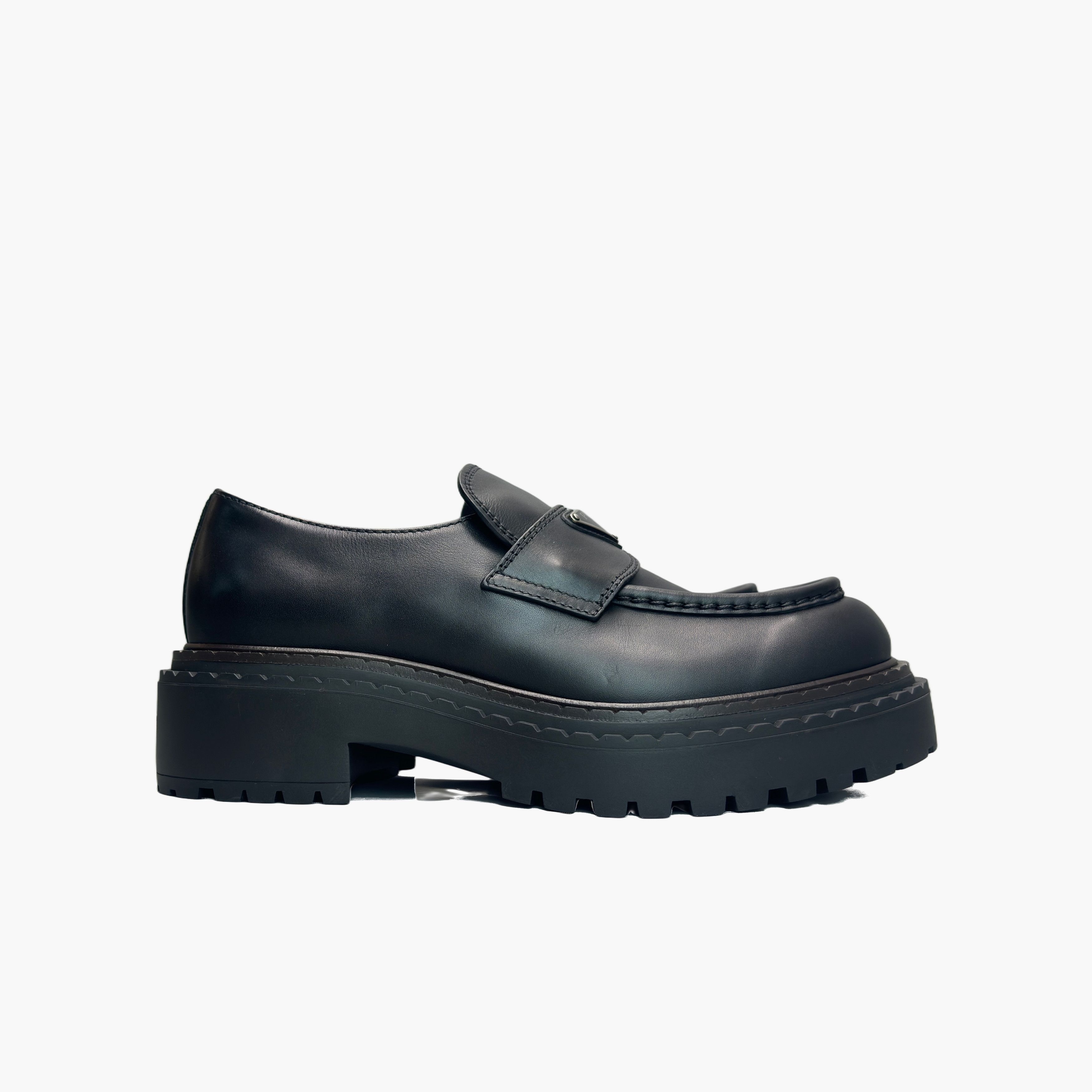 Prada Prada Logo Leather Loafers Size US 7 / EU 40 Size US 7 / EU 40 - 4 Thumbnail