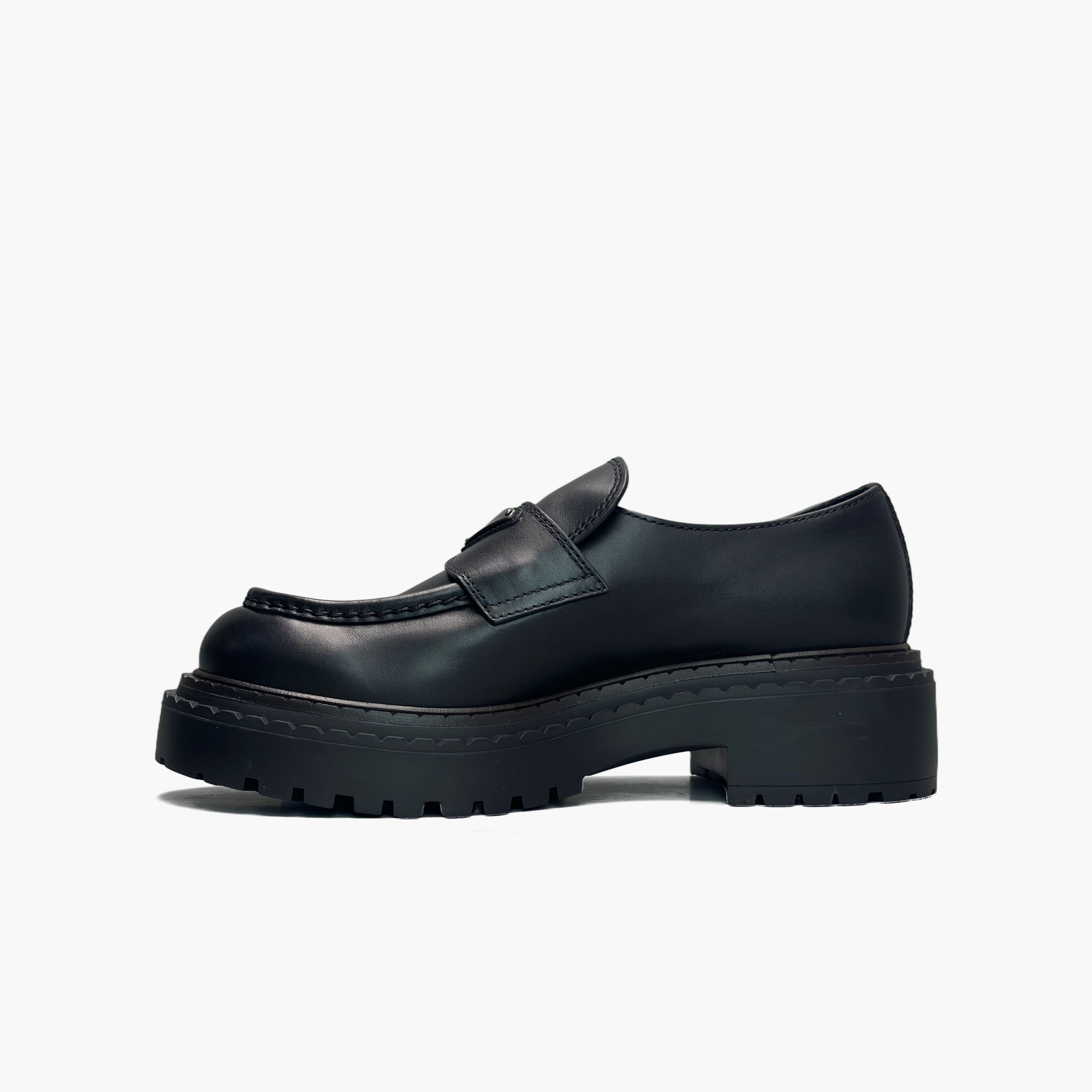 Prada Prada Logo Leather Loafers Size US 7 / EU 40 Size US 7 / EU 40 - 3 Thumbnail