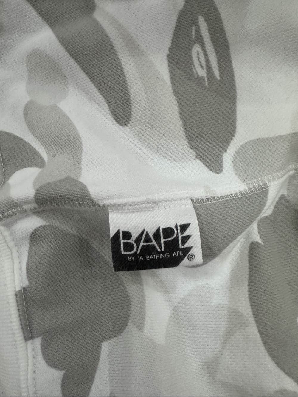 Bape A BATHING APE Split Camo Hoodie US M Size US M / EU 48-50 / 2 - 6 Thumbnail
