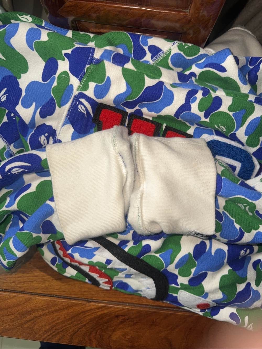 Bape A Bathing Ape Camo Shark Hoodie Size L Size US L / EU 52-54 / 3 - 5 Thumbnail