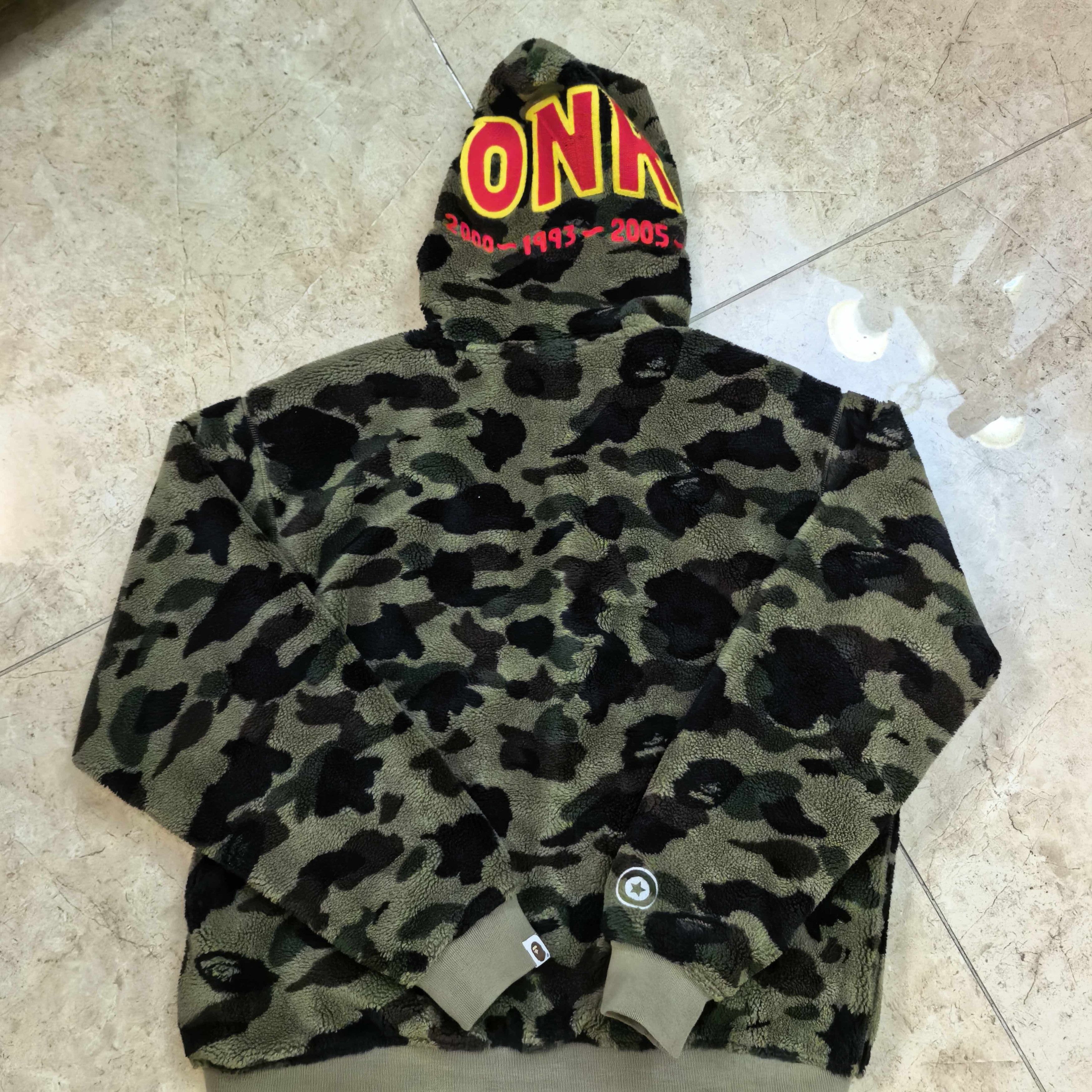 Bape A Bathing Ape 1st Camo Shark Fleece Hoodie Size XL Size US XL / EU 56 / 4 - 2 Thumbnail
