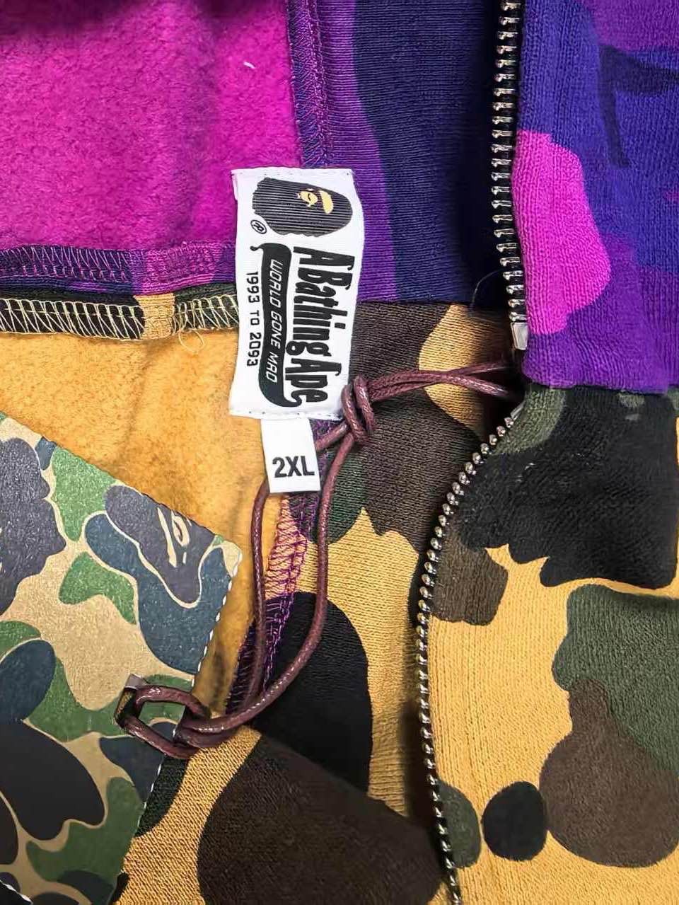 Bape A Bathing Ape Split Camo Shark Hoodie Size XXL Size US XXL / EU 58 / 5 - 3 Thumbnail