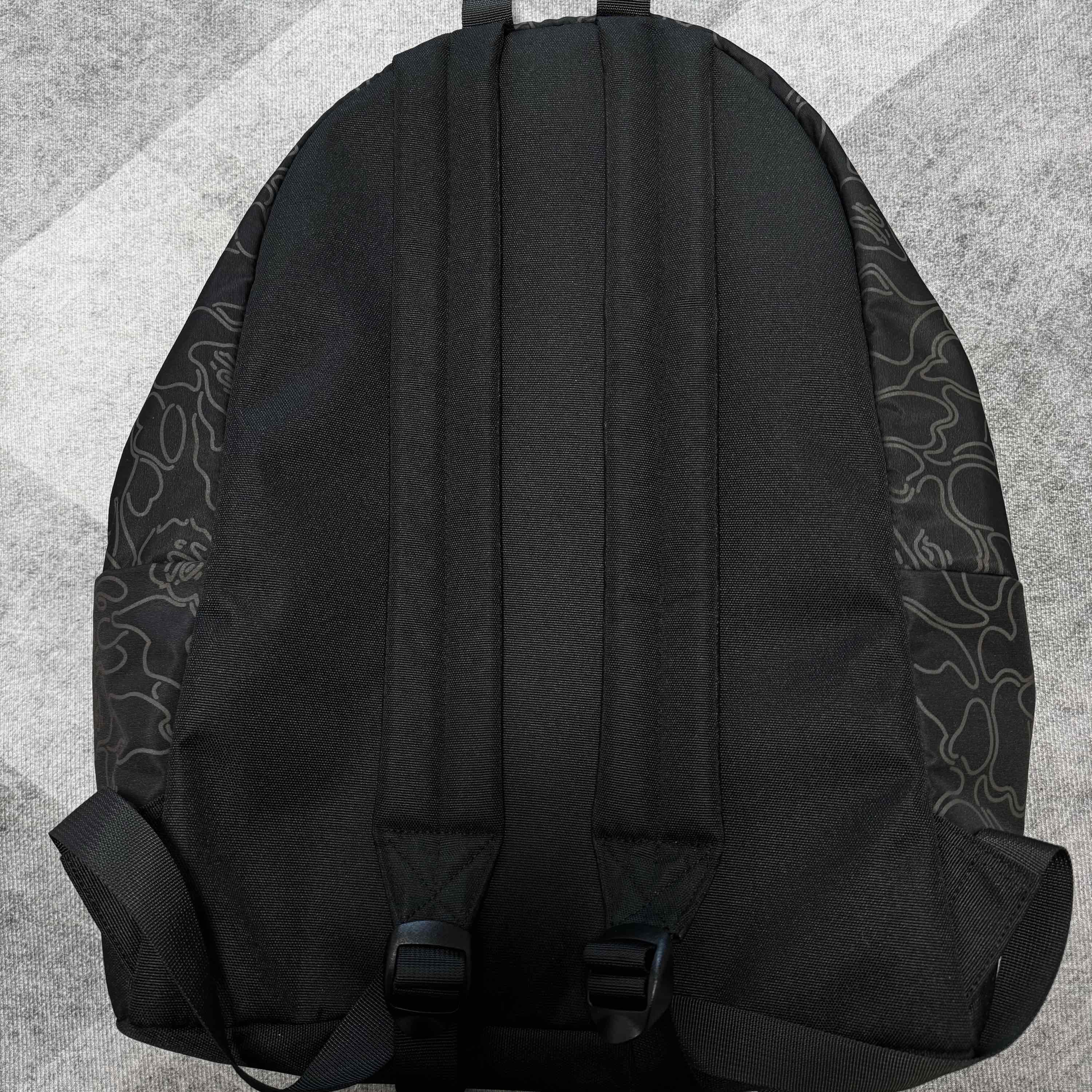 Bape A BATHING APE Shark Camo Backpack ONE SIZE Size ONE SIZE - 3 Thumbnail