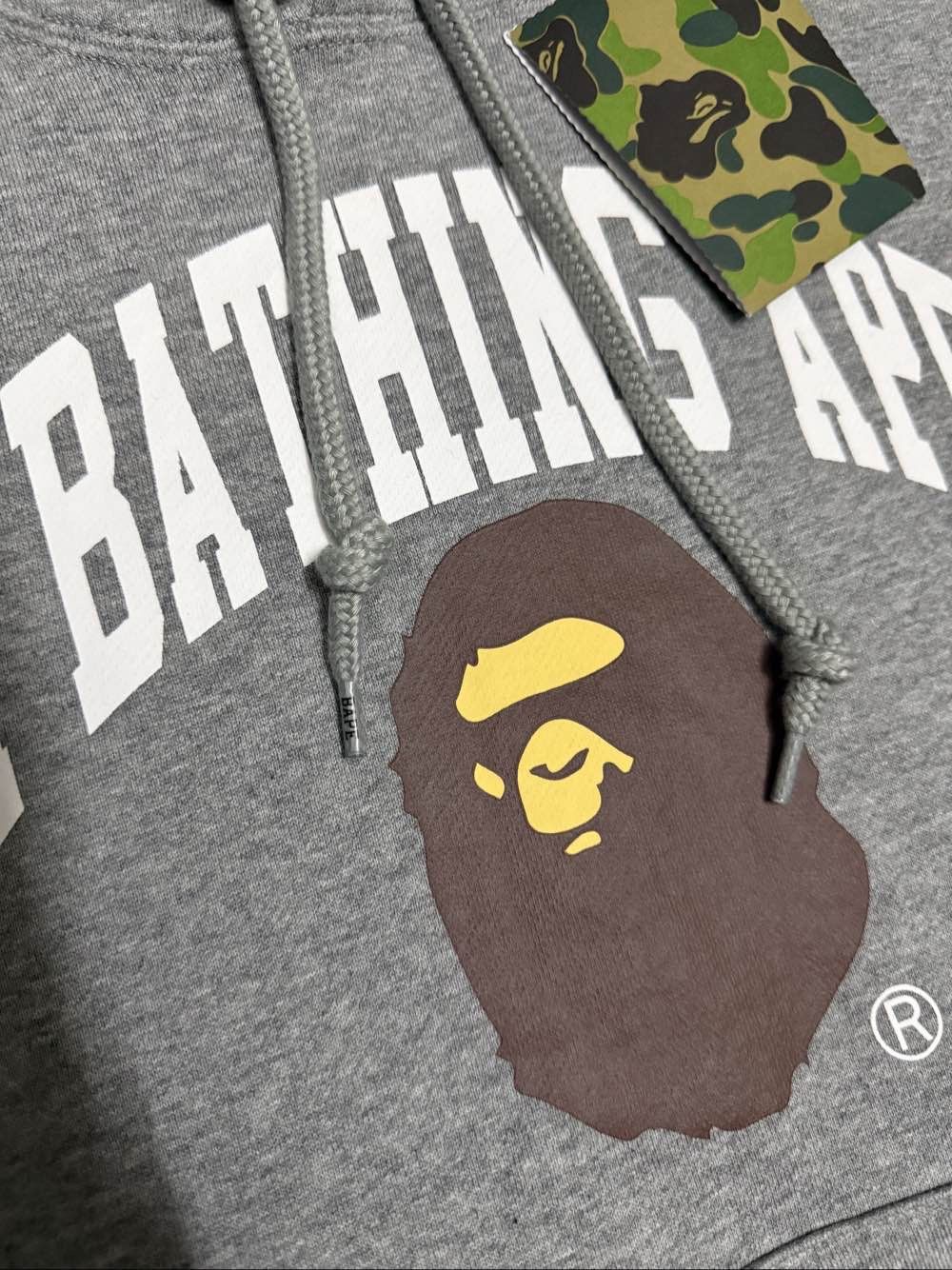 Bape A Bathing Ape Ape Head Hoodie Size M Size US M / EU 48-50 / 2 - 7 Thumbnail