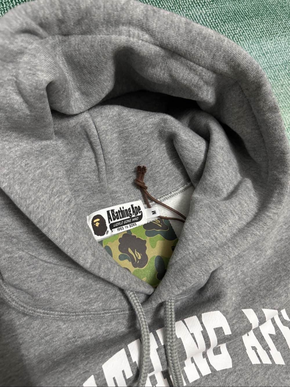 Bape A Bathing Ape Ape Head Hoodie Size M Size US M / EU 48-50 / 2 - 5 Thumbnail