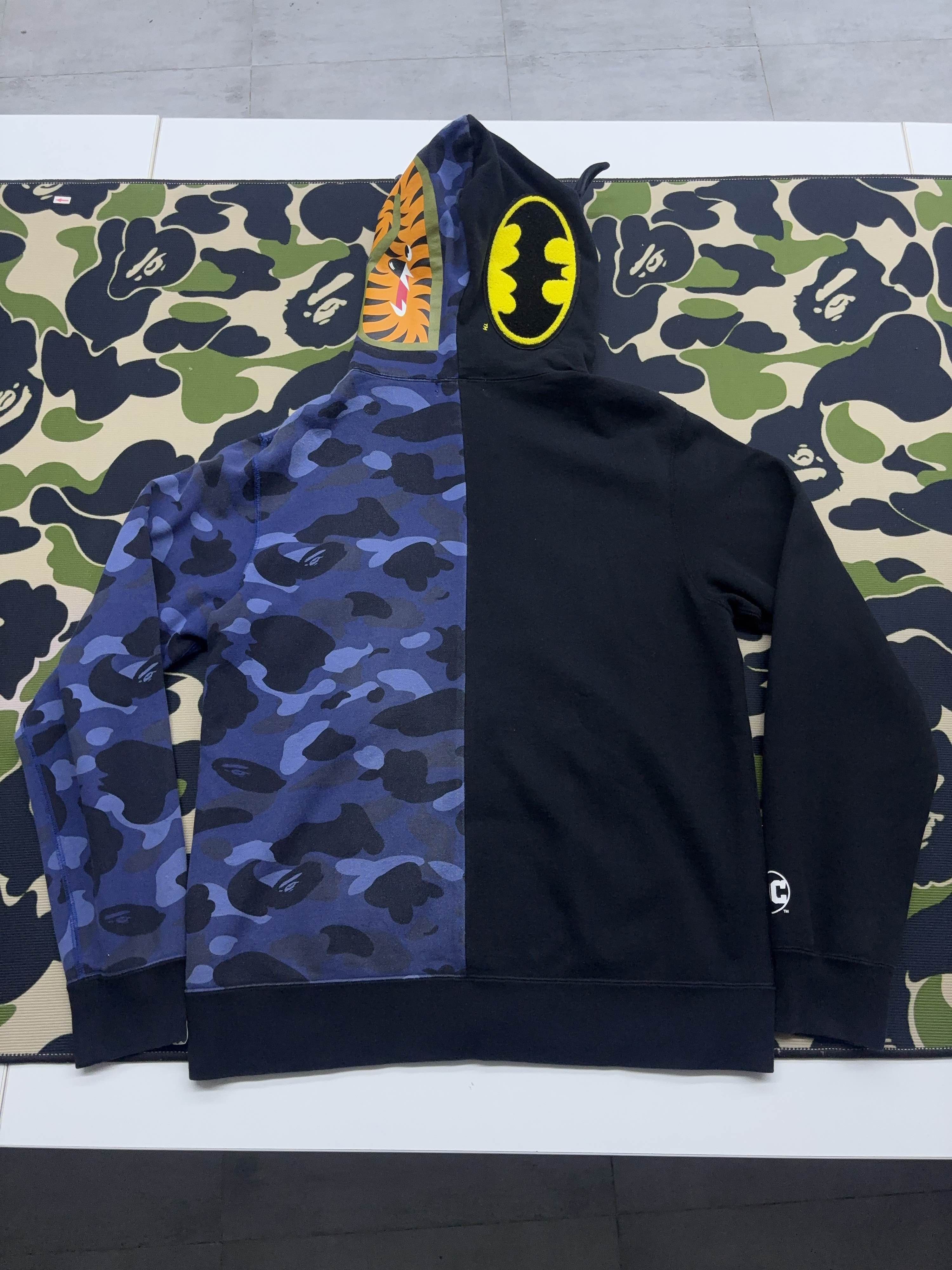 Bape A Bathing Ape x Batman Split Full Zip Hoodie Size XL Size US XL / EU 56 / 4 - 2 Thumbnail