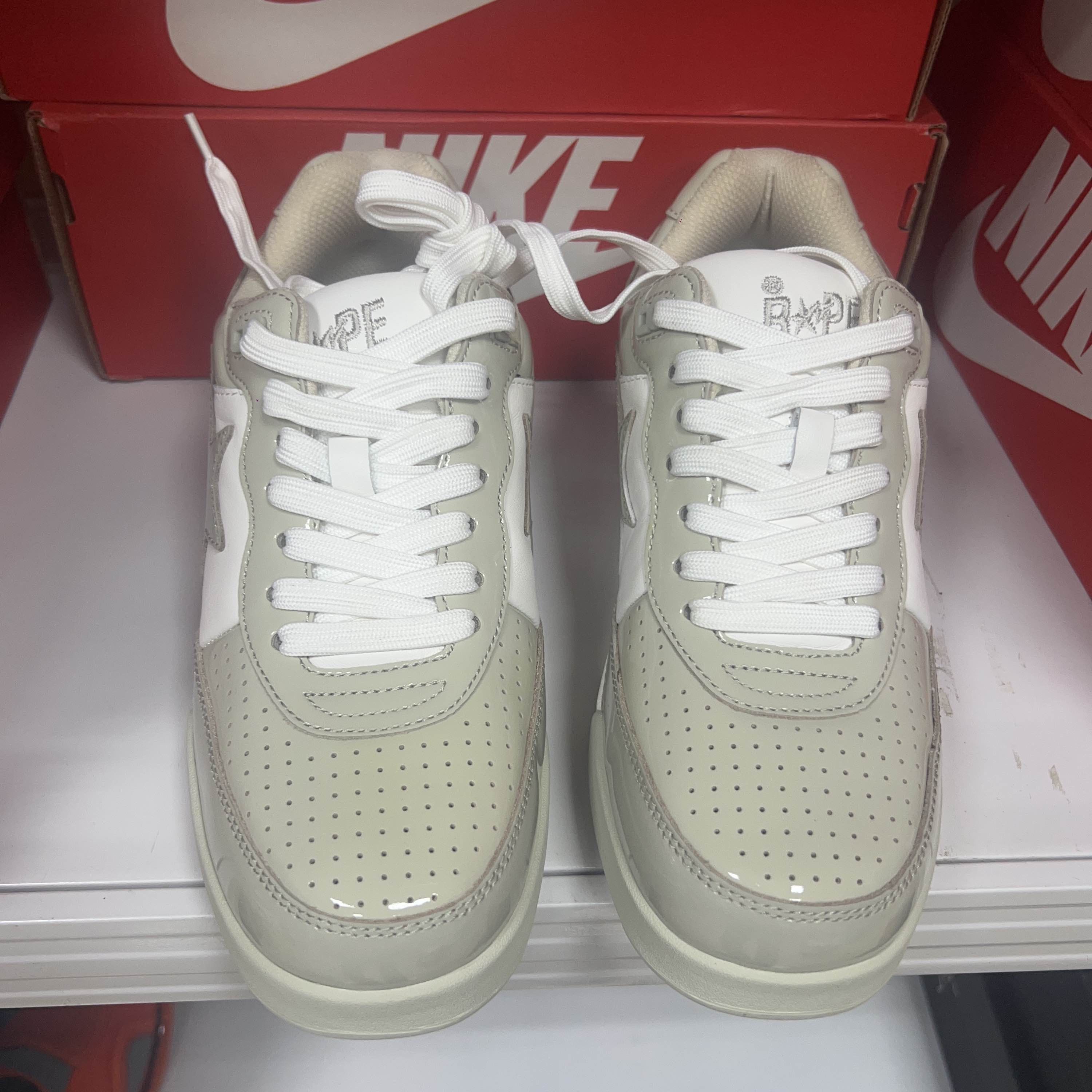 Bape A BATHING APE Bape Sta Low-Top Sneakers US 8 Size US 8 / EU 41 - 2 Thumbnail