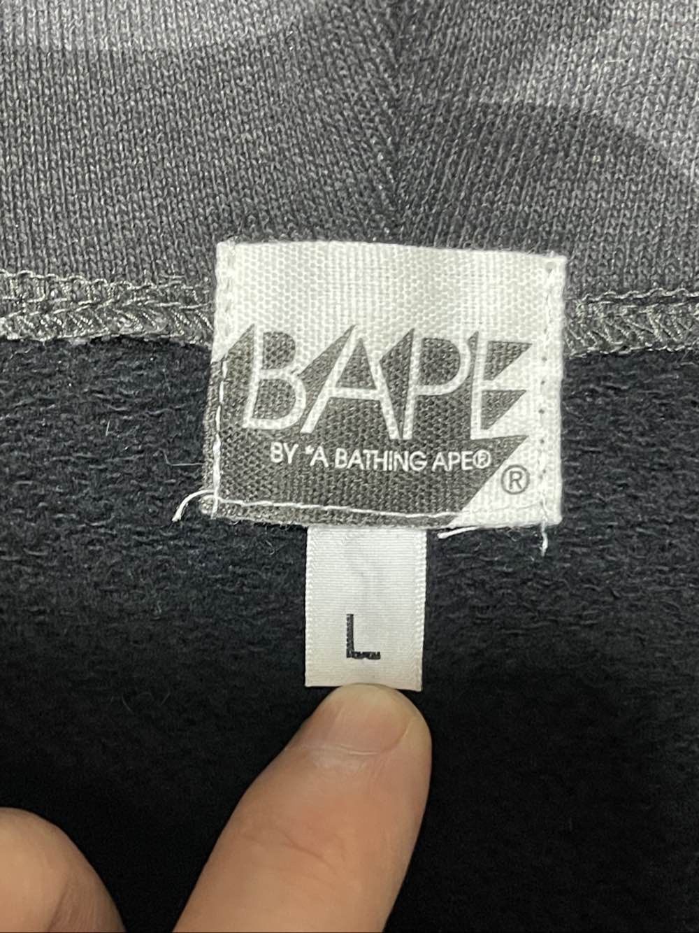 Bape A Bathing Ape Tiger Full Zip Hoodie Size L Size US L / EU 52-54 / 3 - 3 Thumbnail