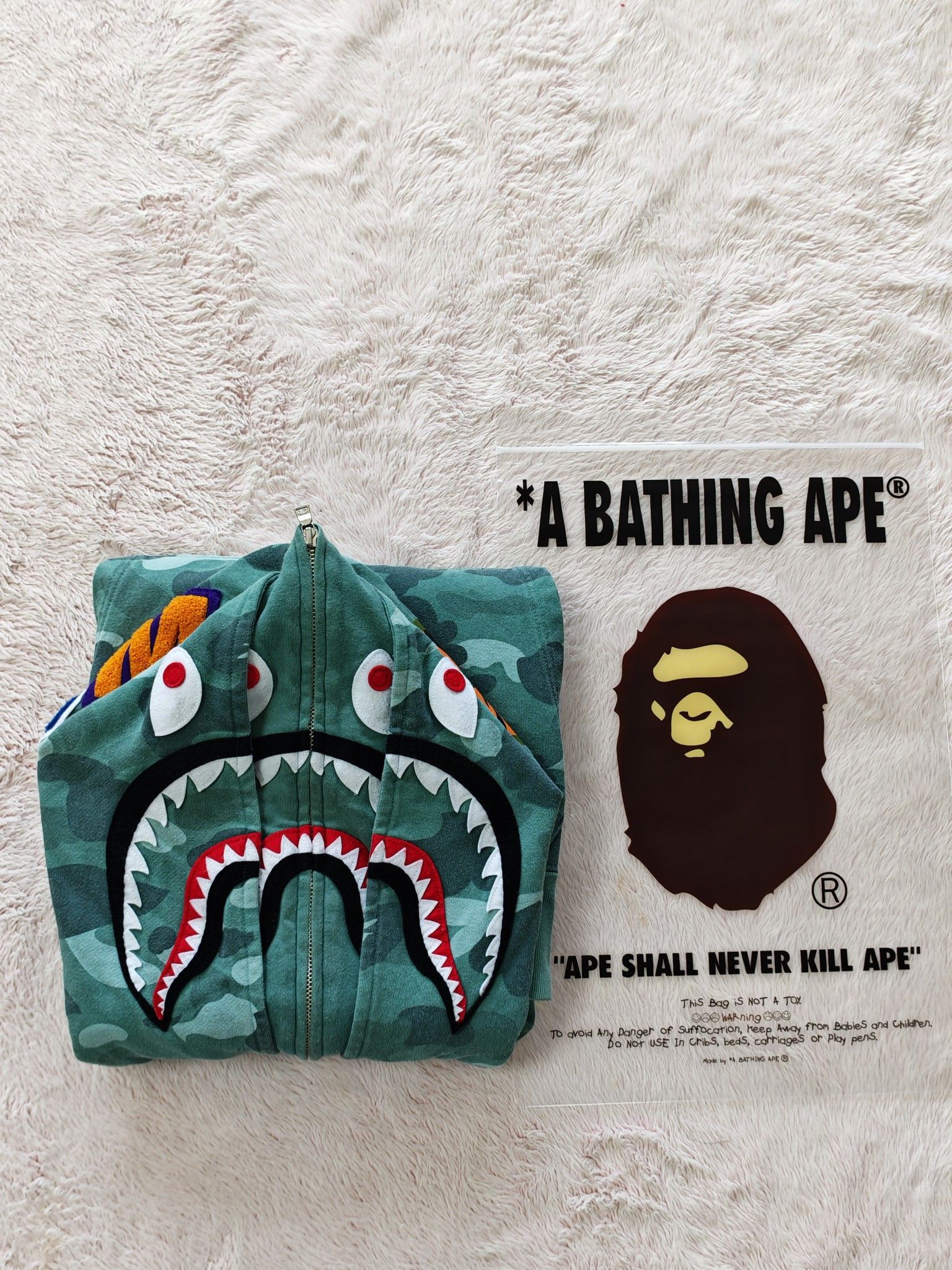 Bape A BATHING APE Camo Shark Zip Hoodie XL Size US XL / EU 56 / 4 - 6 Thumbnail