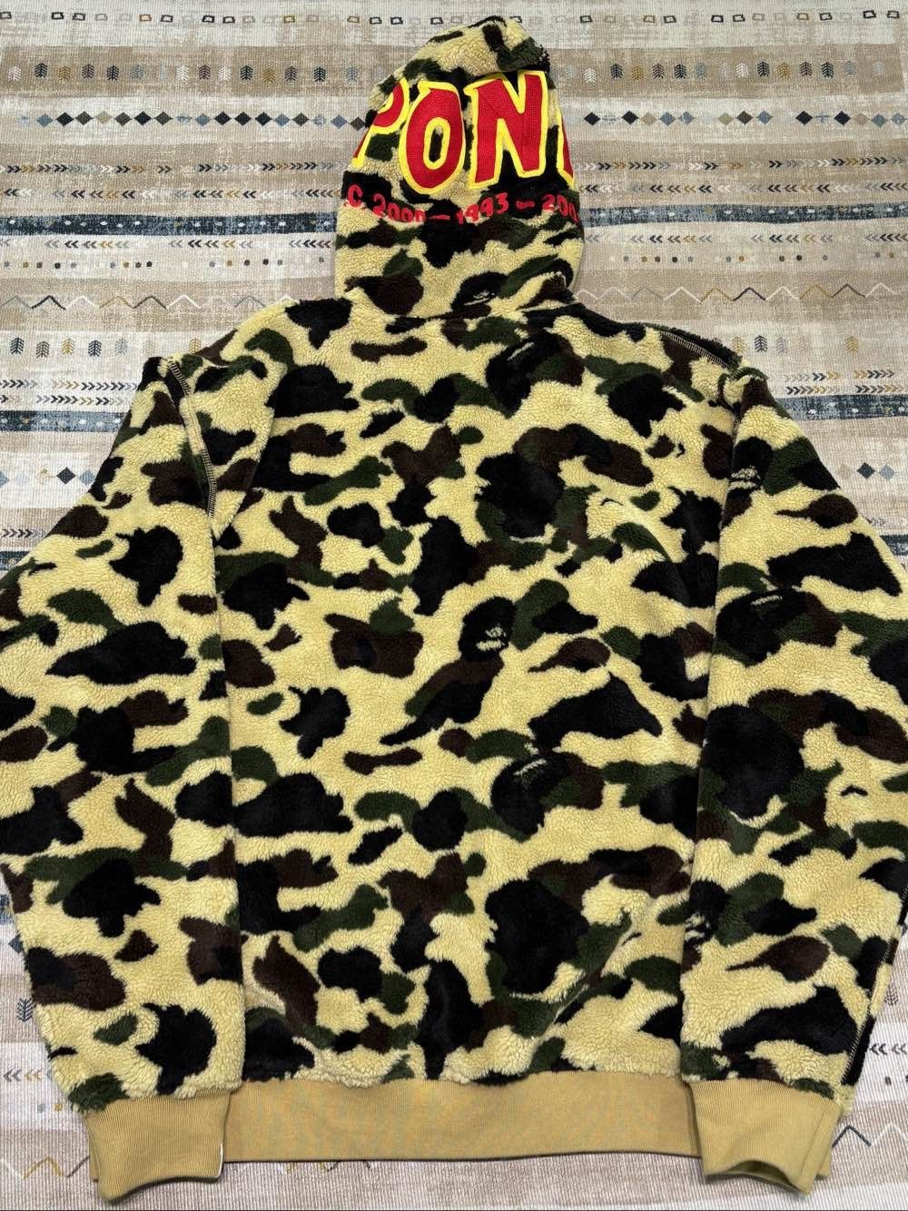 Bape A BATHING APE 1st Camo Shark Fleece Hoodie Size XL Size US XL / EU 56 / 4 - 2 Thumbnail