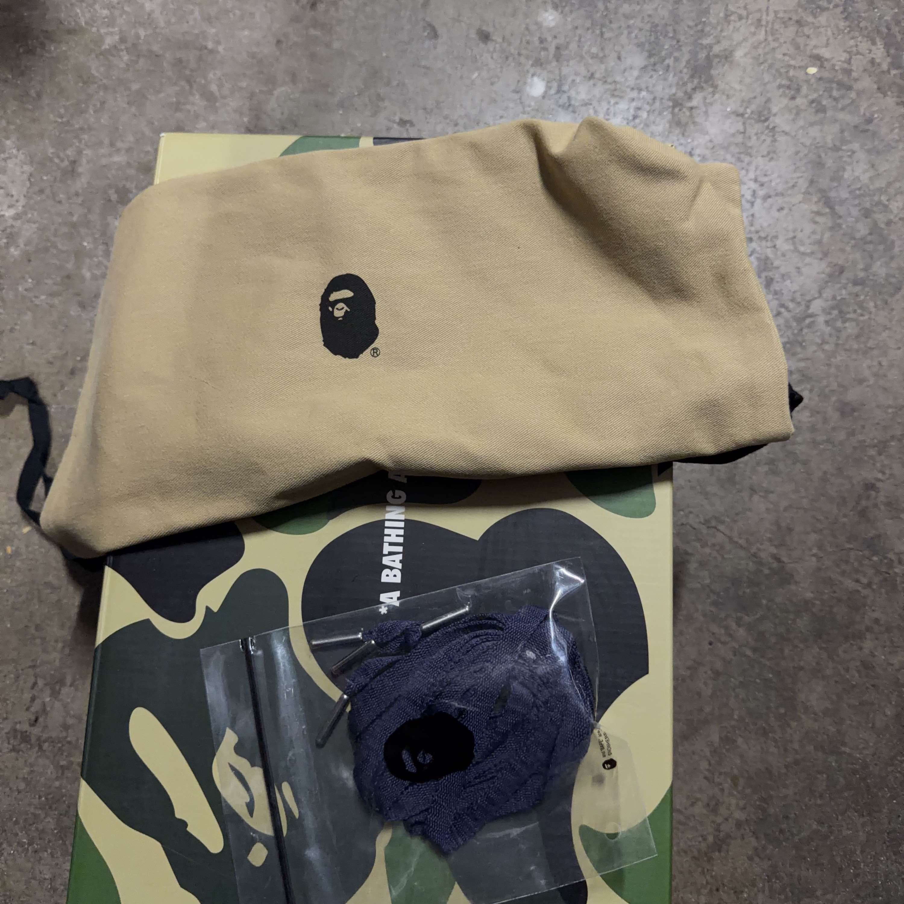 Bape A Bathing Ape x Stadium Goods Bapesta Low Sneakers US 9.5 Size US 10 / EU 43 - 7 Thumbnail