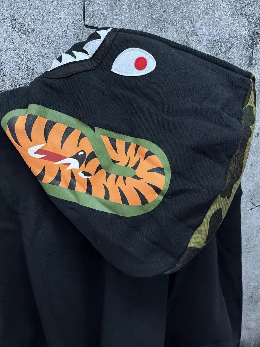 Bape A Bathing Ape Shark Camo Full Zip Hoodie Size L Size US L / EU 52-54 / 3 - 6 Thumbnail
