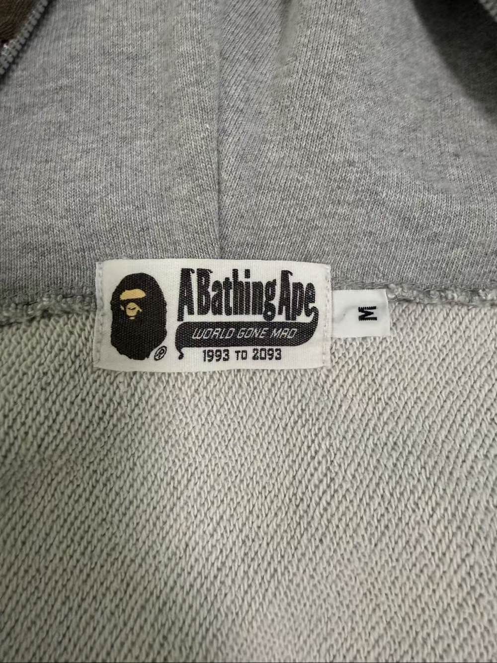 Bape A Bathing Ape Shark Hoodie Gray Size M Size US M / EU 48-50 / 2 - 3 Thumbnail