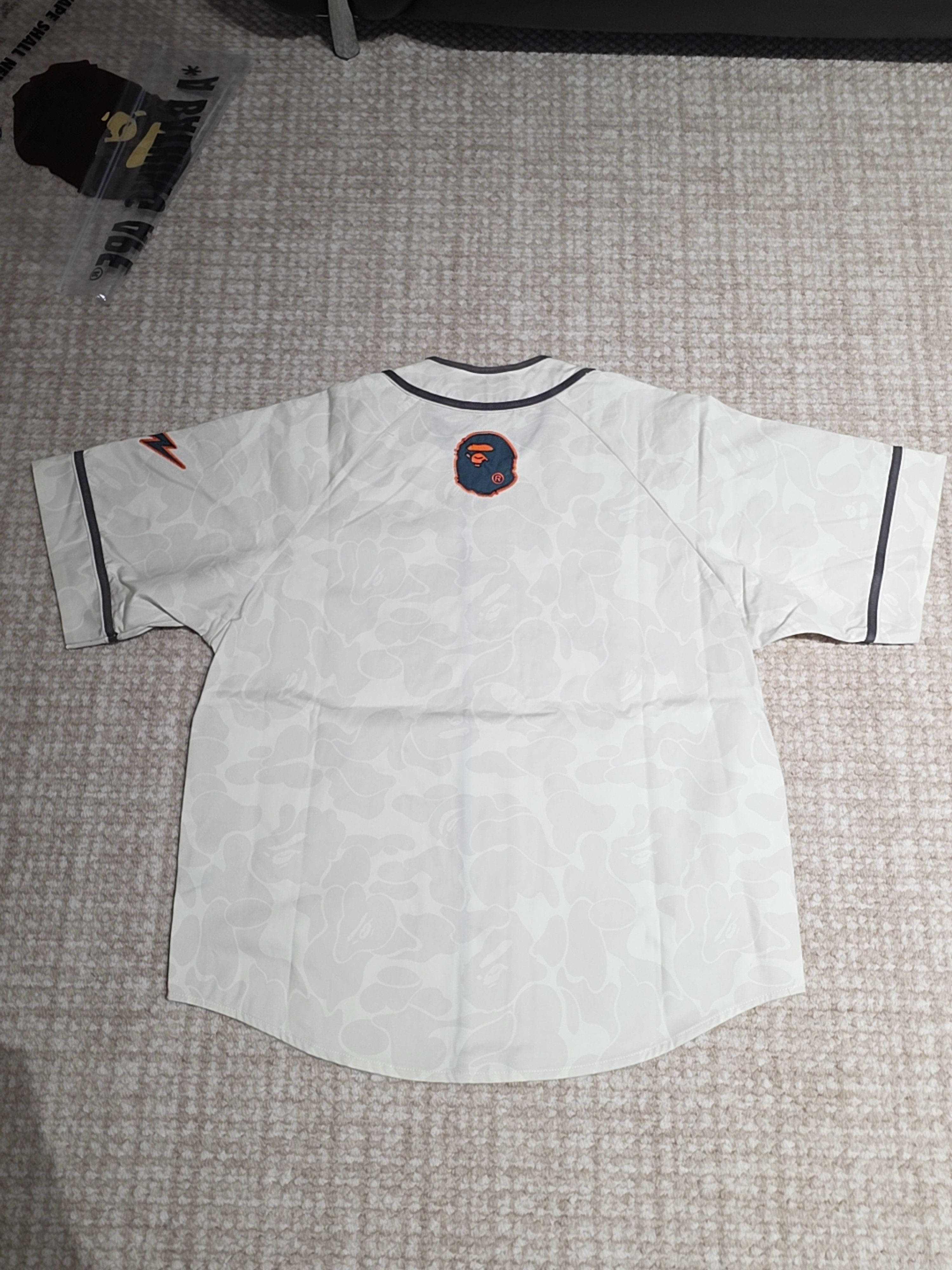 Bape A BATHING APE Jacquard Camo Baseball Shirt Size L Size US L / EU 52-54 / 3 - 2 Thumbnail
