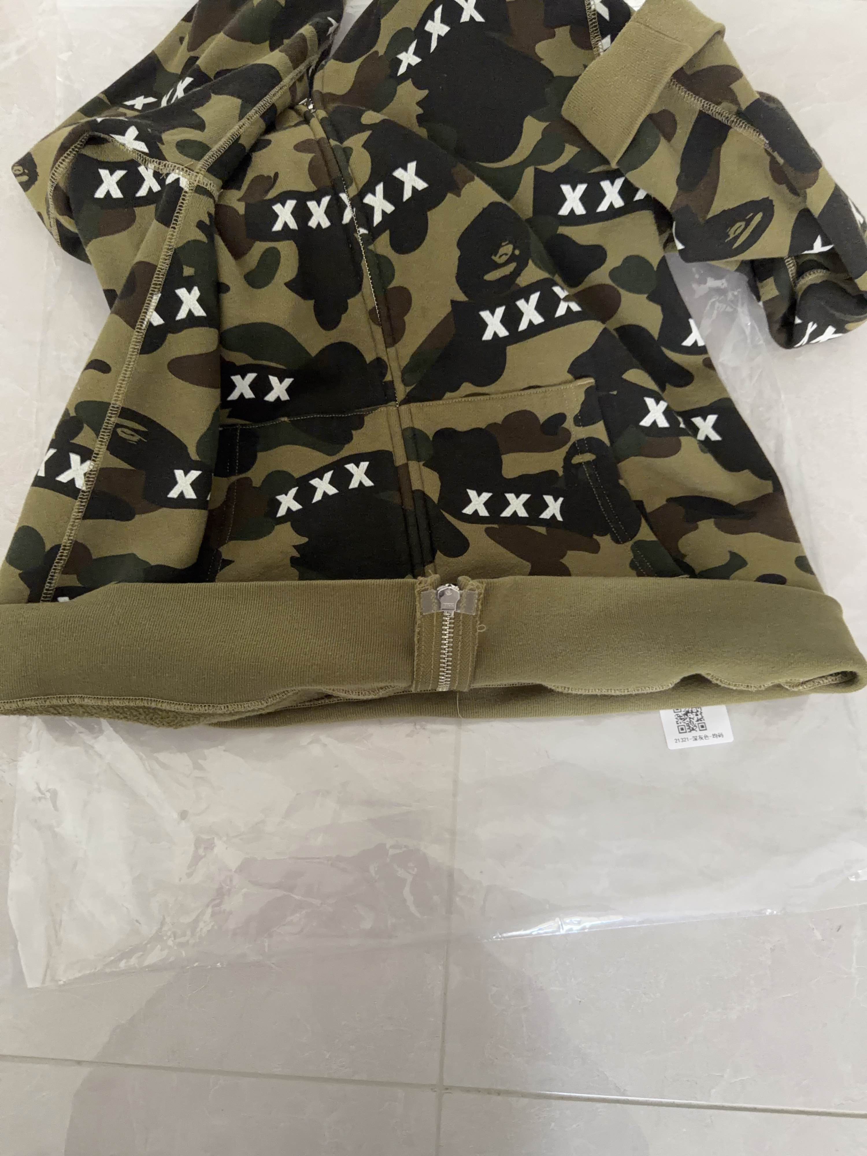 Bape A Bathing Ape Camo Shark Full Zip Hoodie Size M Size US M / EU 48-50 / 2 - 6 Thumbnail