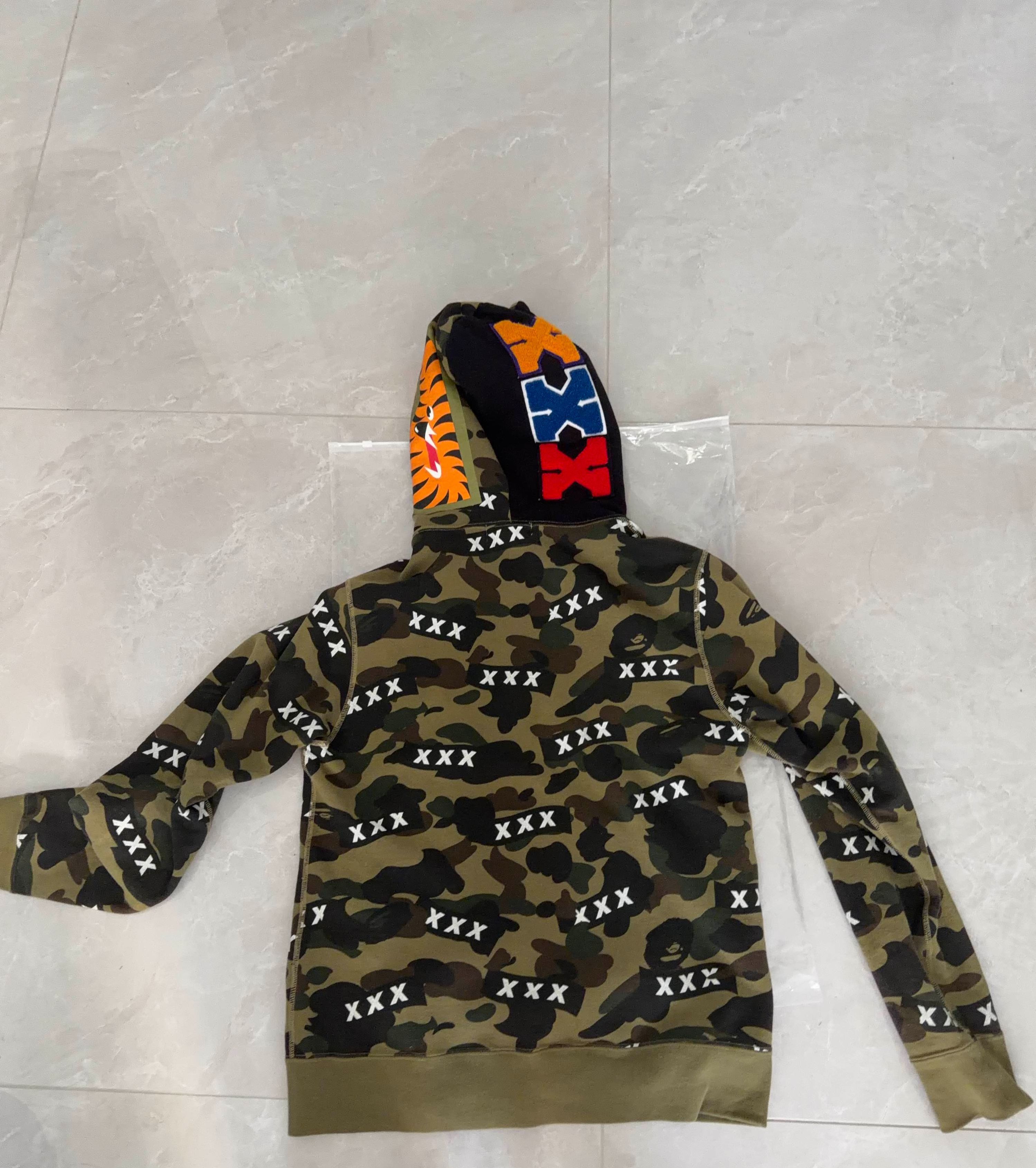 Bape A Bathing Ape Camo Shark Full Zip Hoodie Size M Size US M / EU 48-50 / 2 - 2 Thumbnail