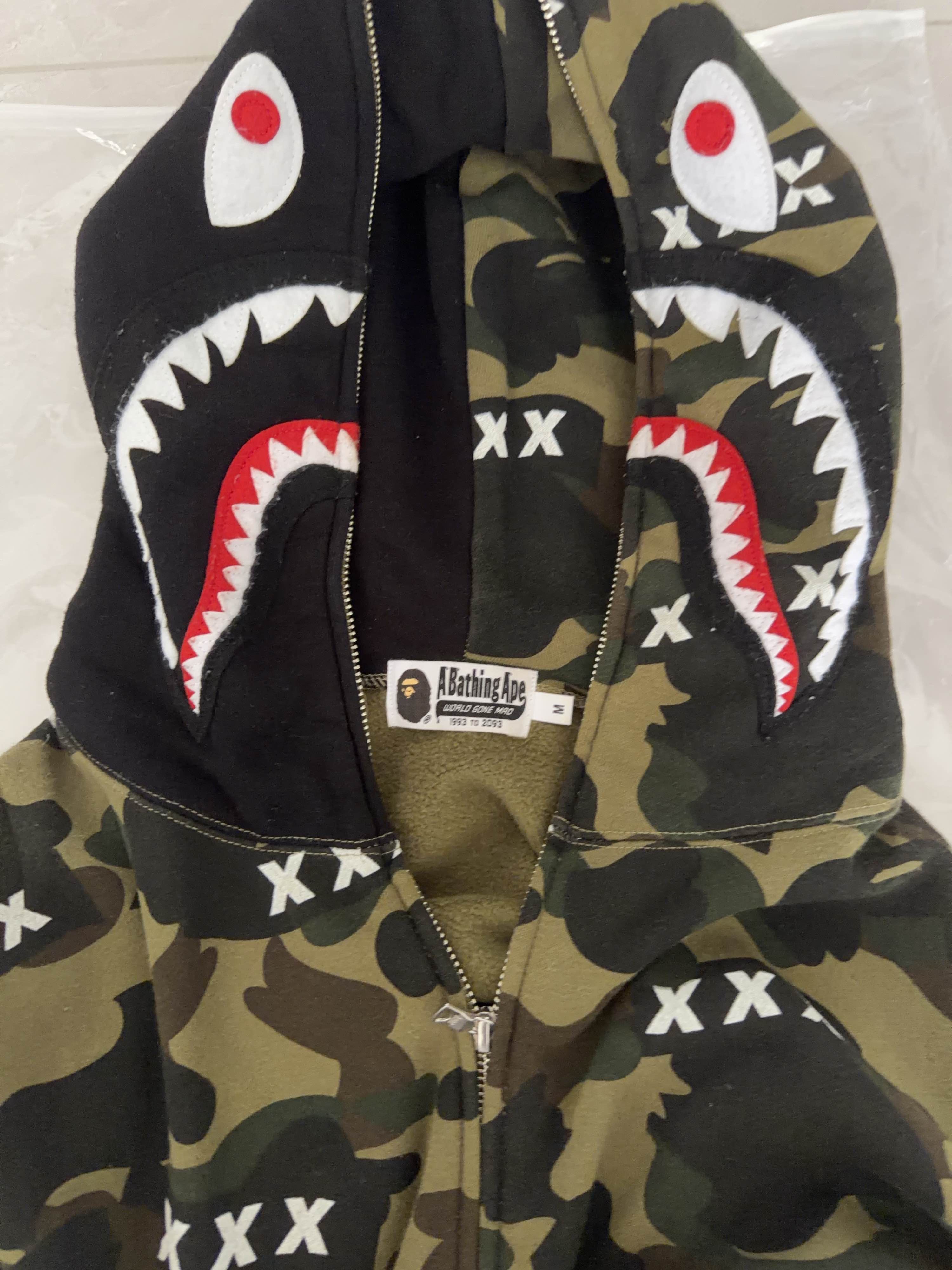 Bape A Bathing Ape Camo Shark Full Zip Hoodie Size M Size US M / EU 48-50 / 2 - 5 Thumbnail