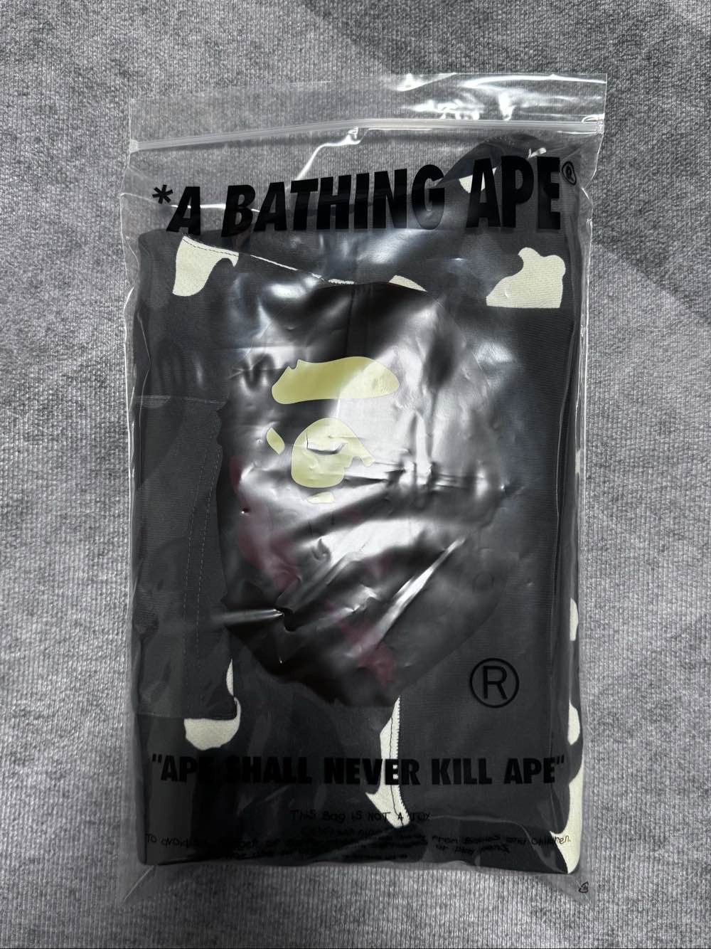 Bape A BATHING APE Glow Camo Shorts XL Size US 36 / EU 52 - 6 Thumbnail