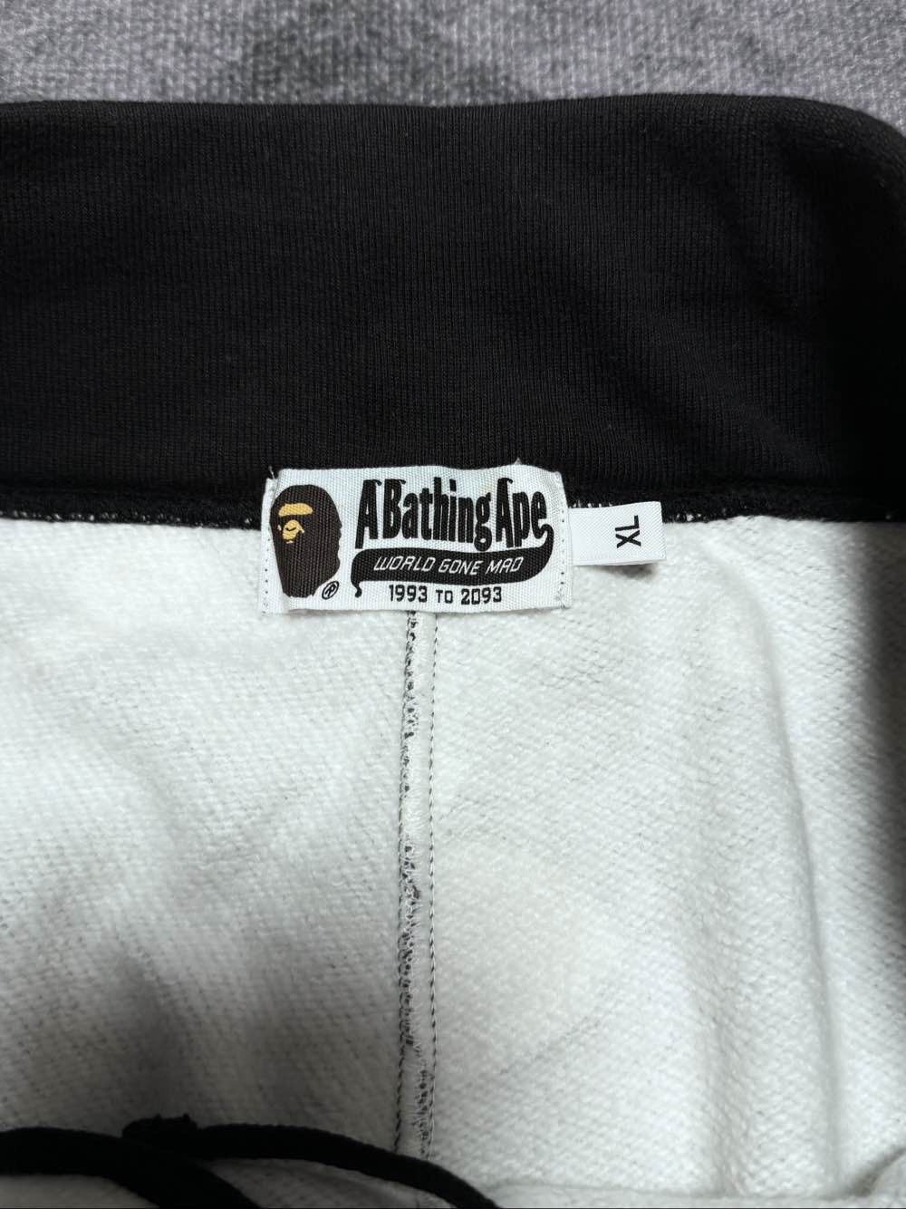 Bape A BATHING APE Glow Camo Shorts XL Size US 36 / EU 52 - 3 Thumbnail