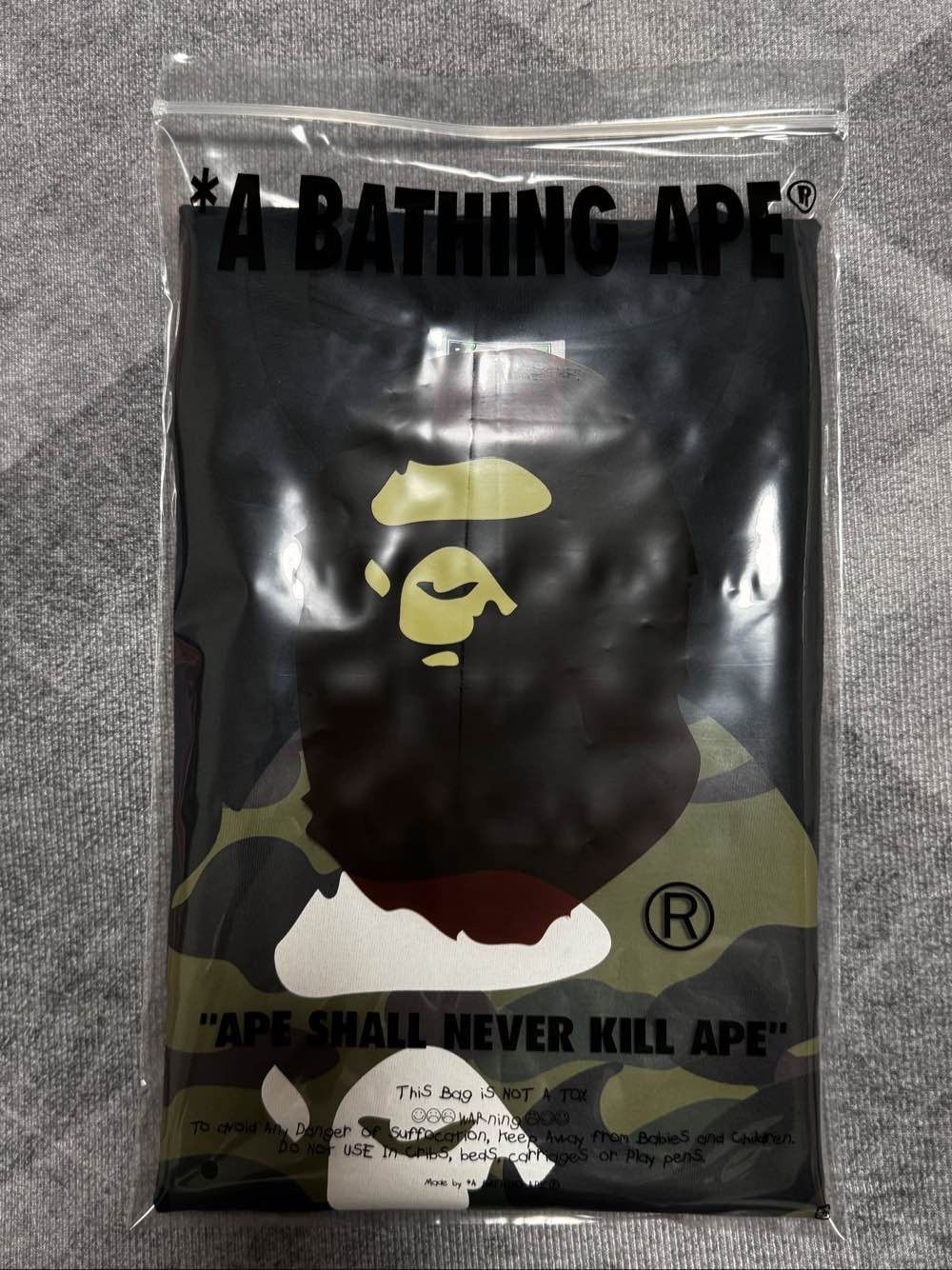 Bape A Bathing Ape Camo Ape Head Logo T-Shirt Size L Size US L / EU 52-54 / 3 - 5 Thumbnail