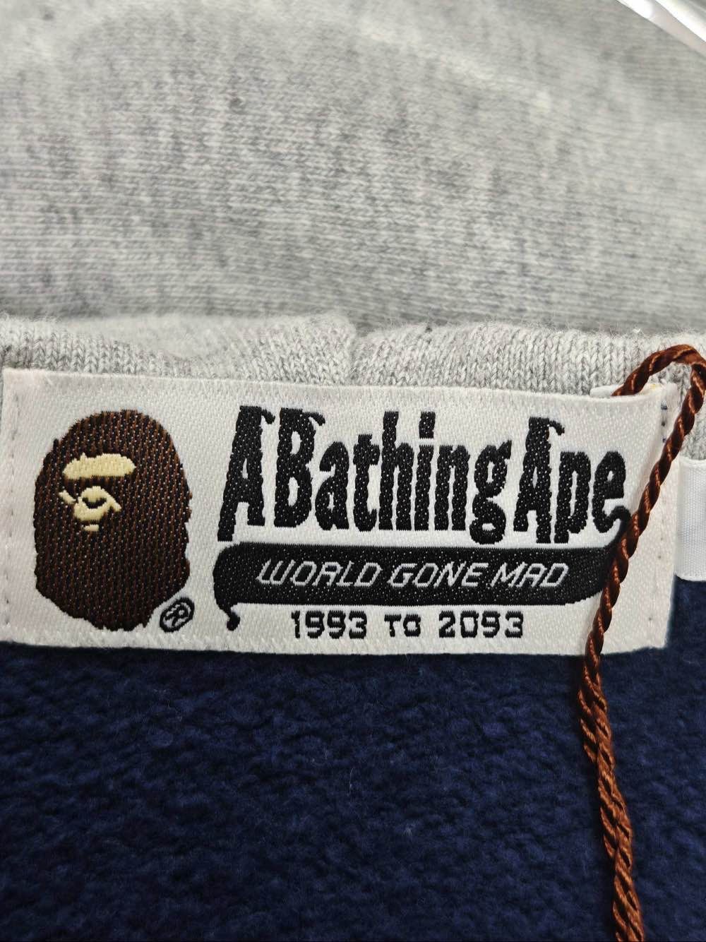 Bape A Bathing Ape Patterned Zip Hoodie Size S Size US S / EU 44-46 / 1 - 3 Thumbnail